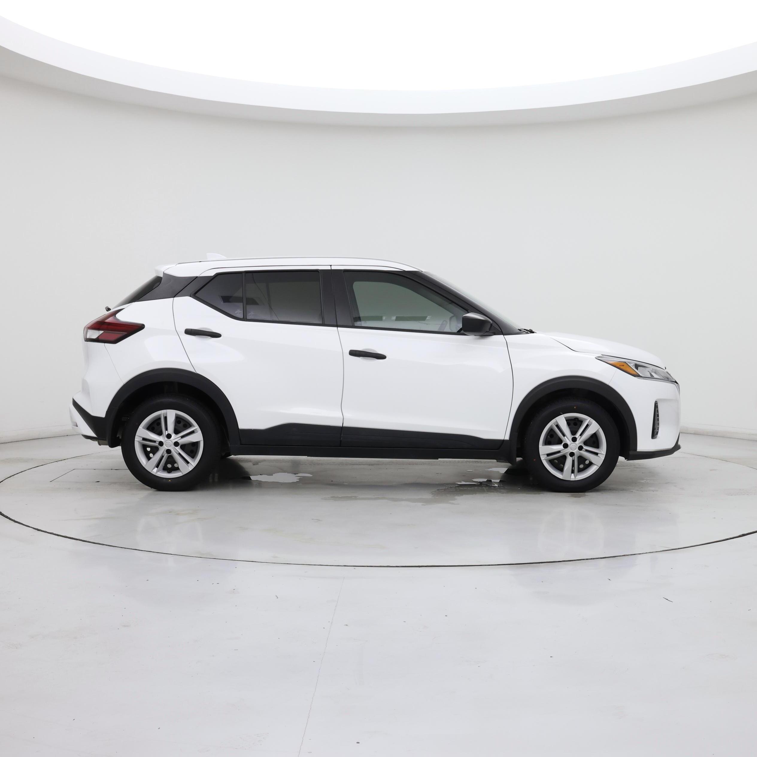 Thumbnail: 2023 Nissan Kicks - 7