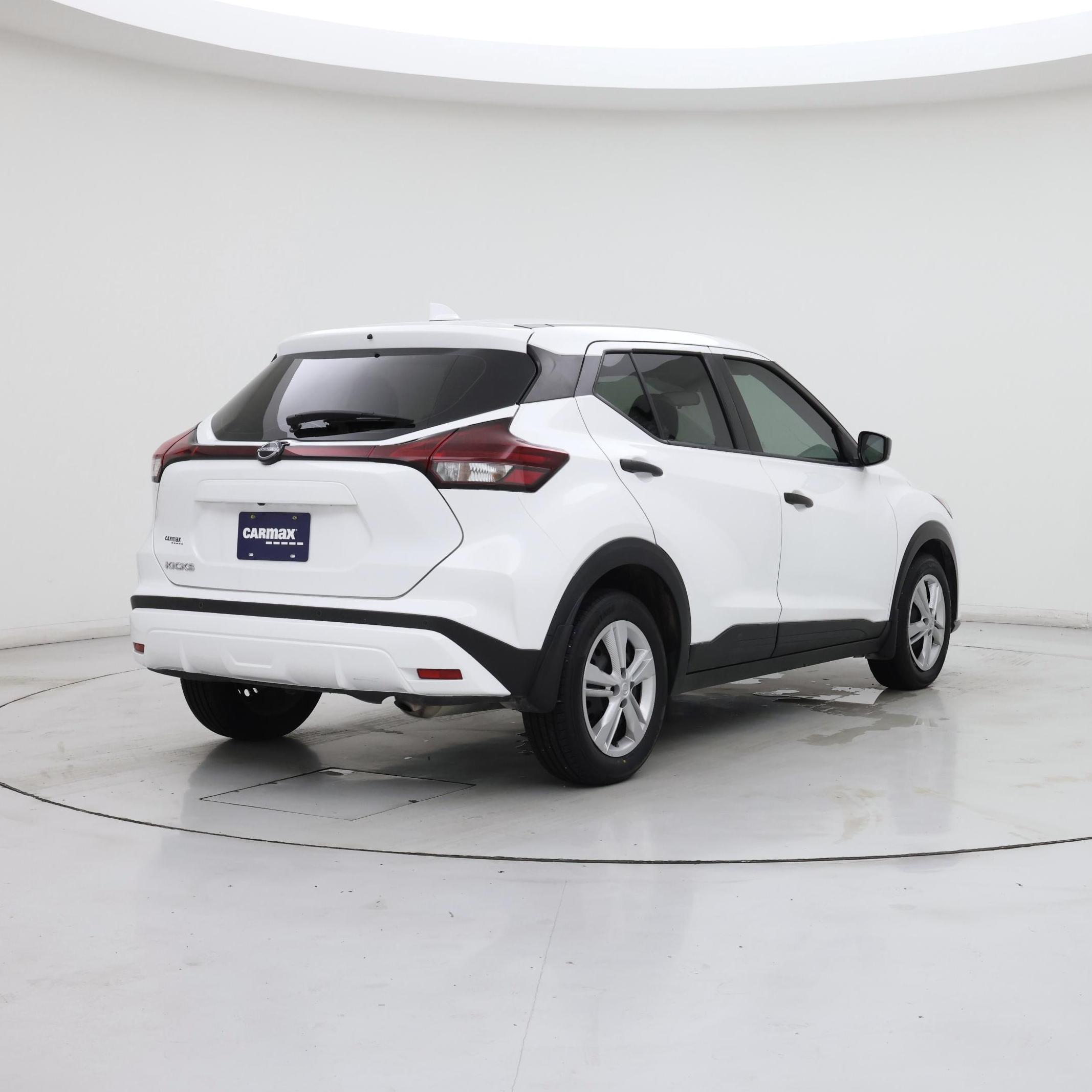 Thumbnail: 2023 Nissan Kicks - 8