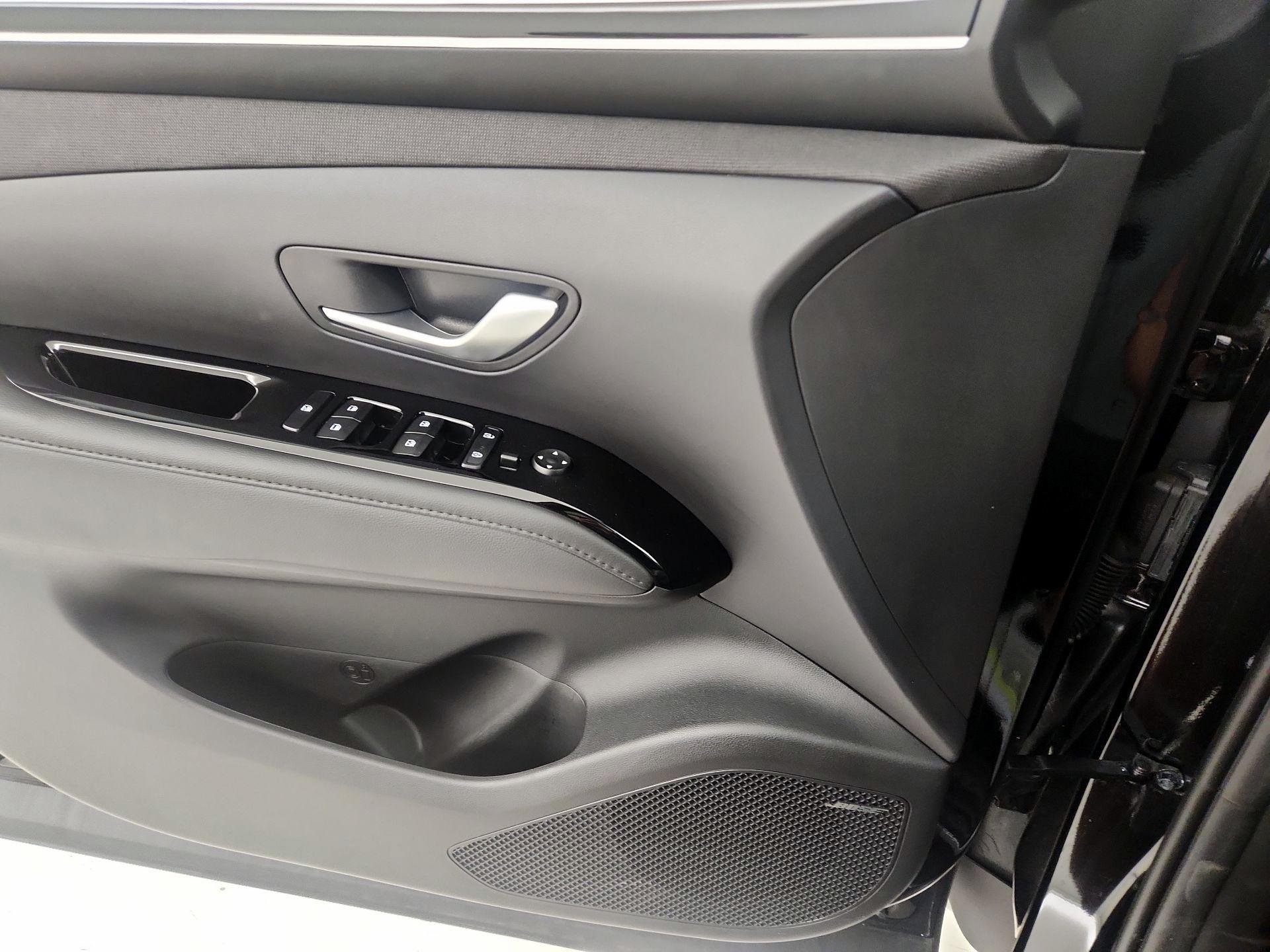 Thumbnail: 2024 Hyundai Santa Cruz - 12