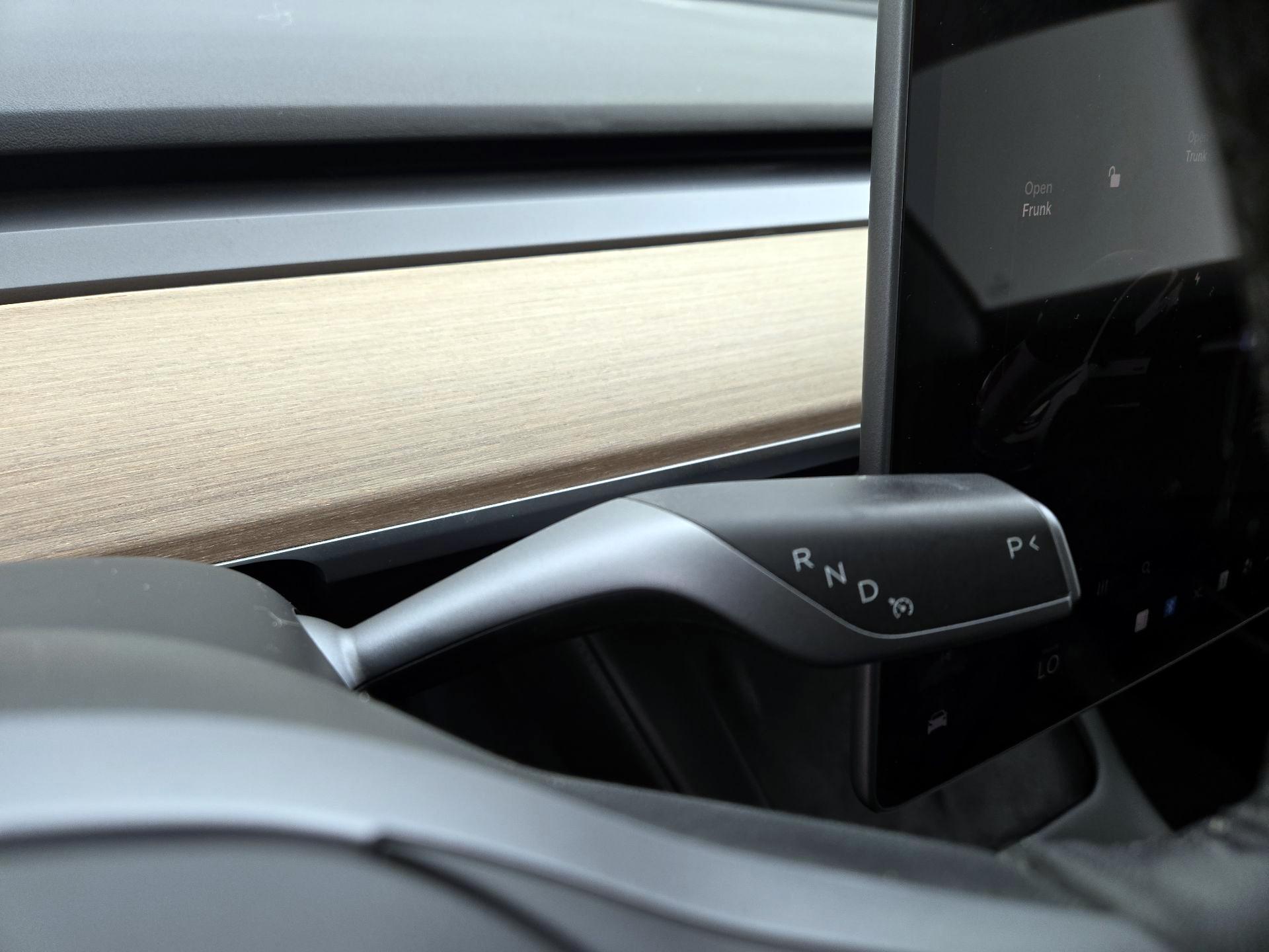 Thumbnail: 2023 Tesla Model 3 - 17