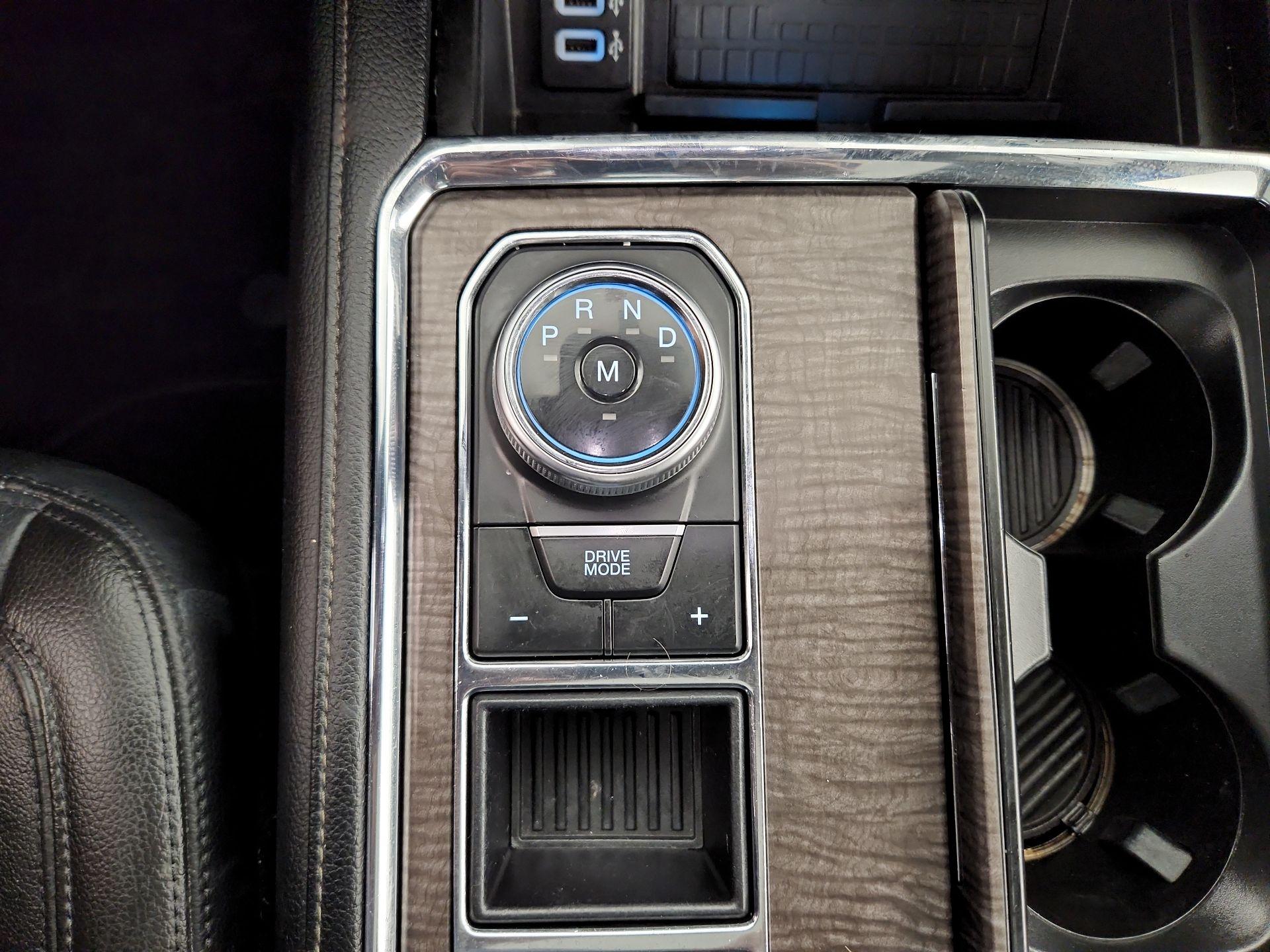 Thumbnail: 2018 Ford Expedition - 18