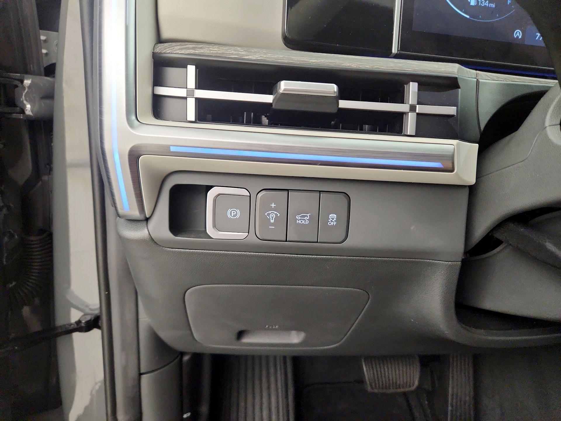 Thumbnail: 2024 Hyundai Santa Fe - 13