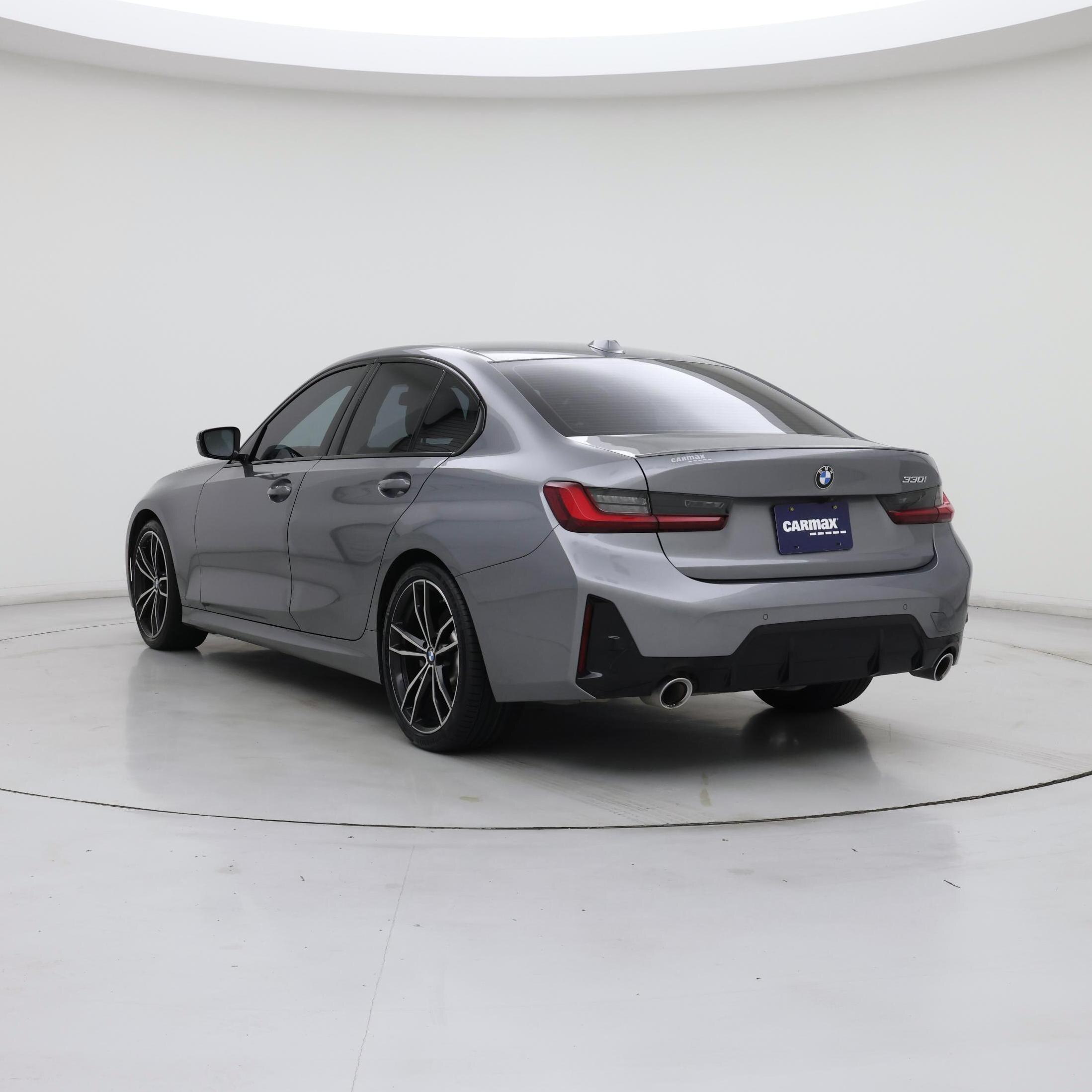Thumbnail: 2024 BMW 3 Series - 2