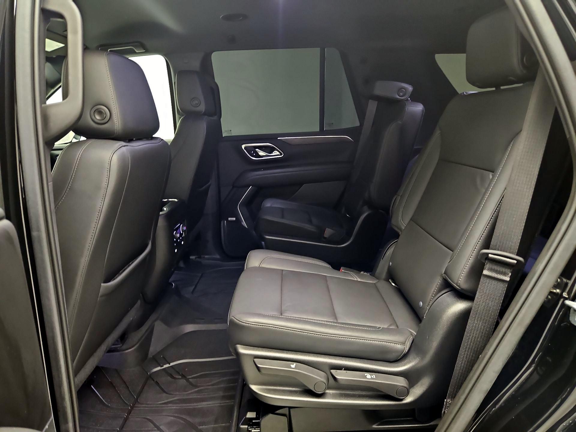 Thumbnail: 2021 Chevrolet Tahoe - 17