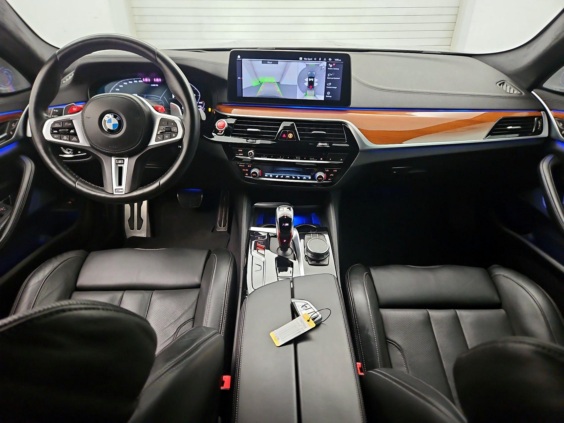 Thumbnail: 2022 BMW M5 - 9