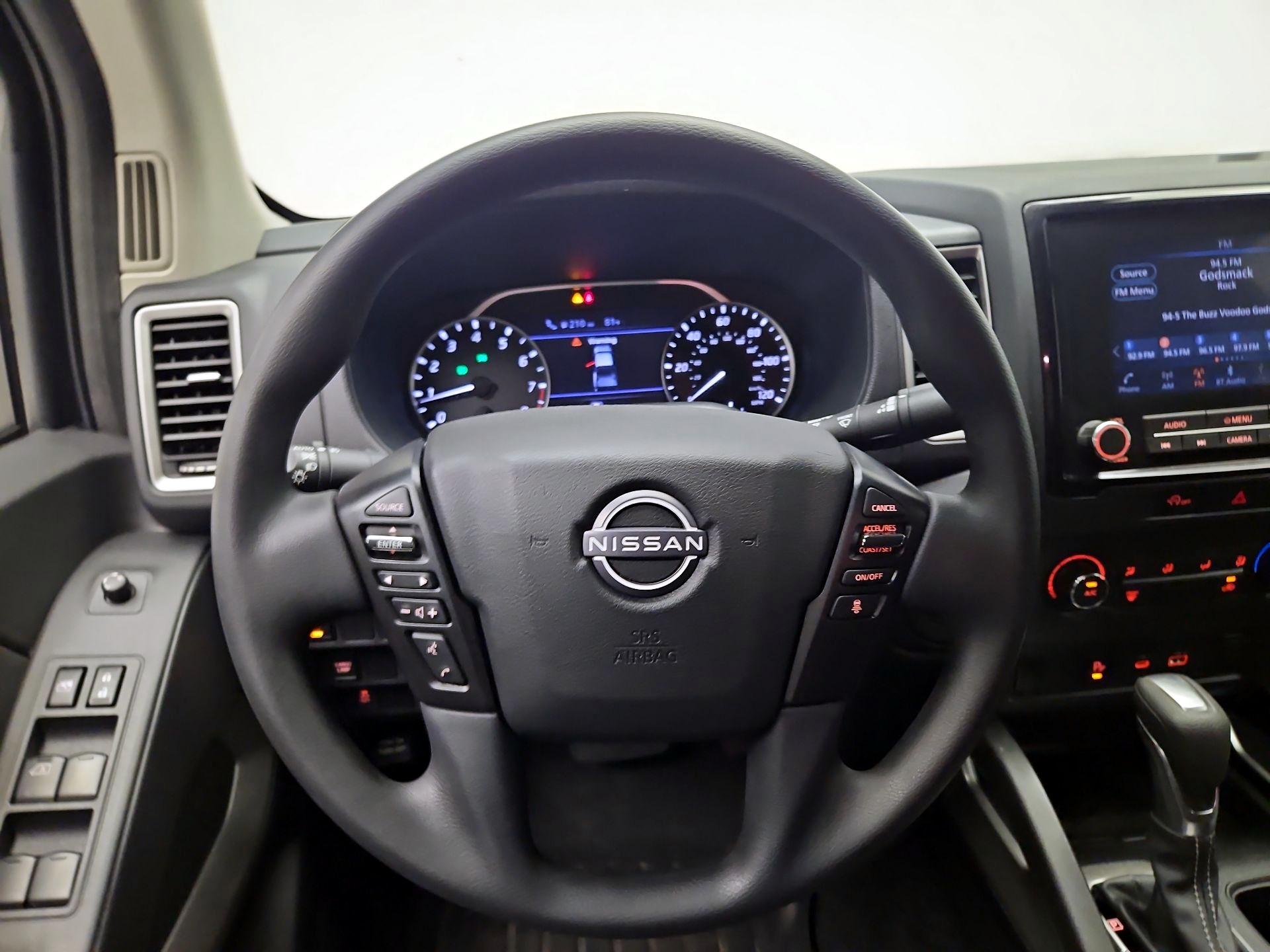 Thumbnail: 2024 Nissan Frontier - 10
