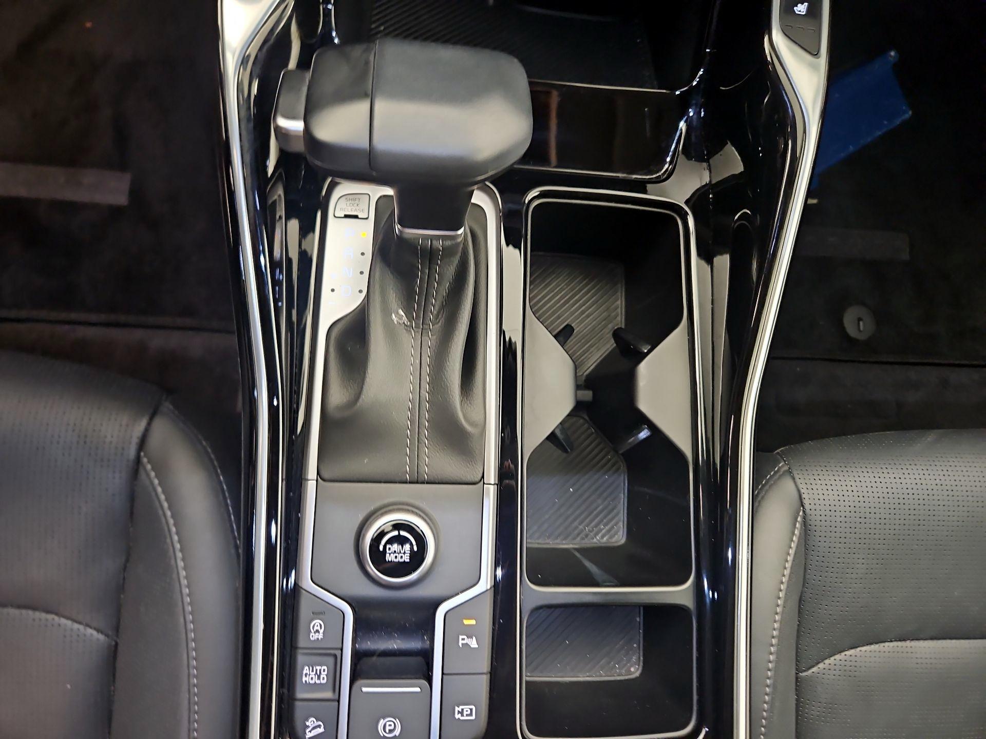Thumbnail: 2025 Kia Sorento - 16