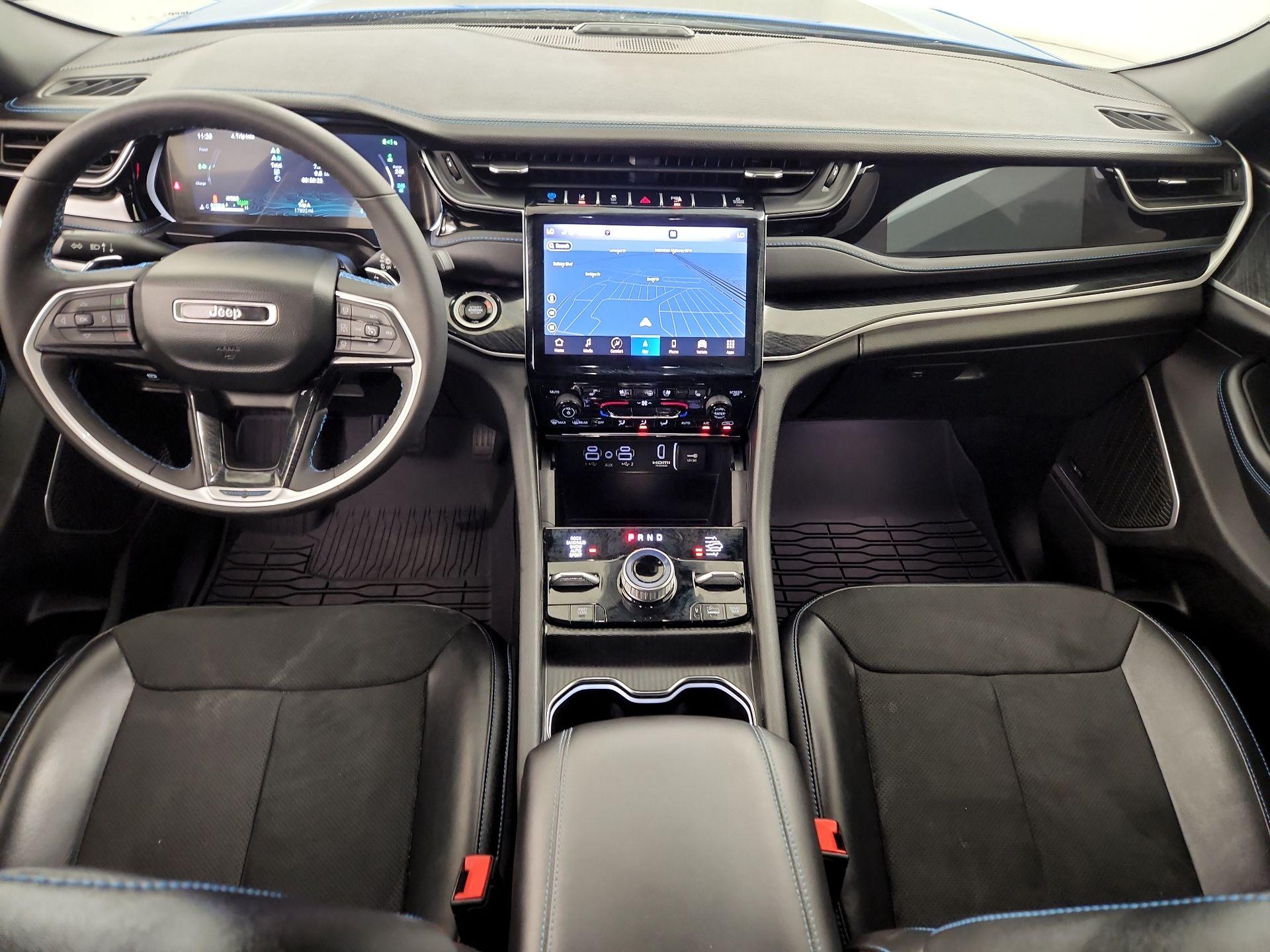 Thumbnail: 2024 Jeep Grand Cherokee - 9