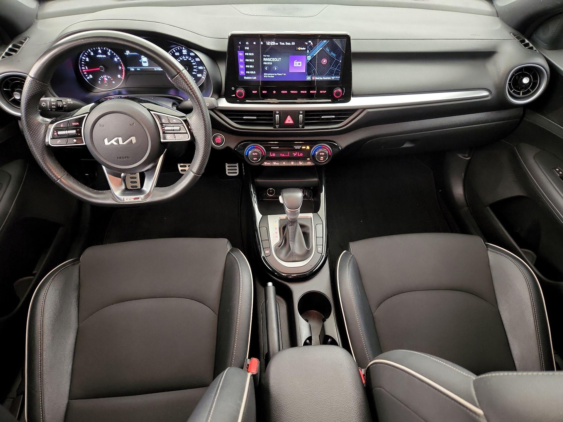 Thumbnail: 2023 Kia Forte - 9