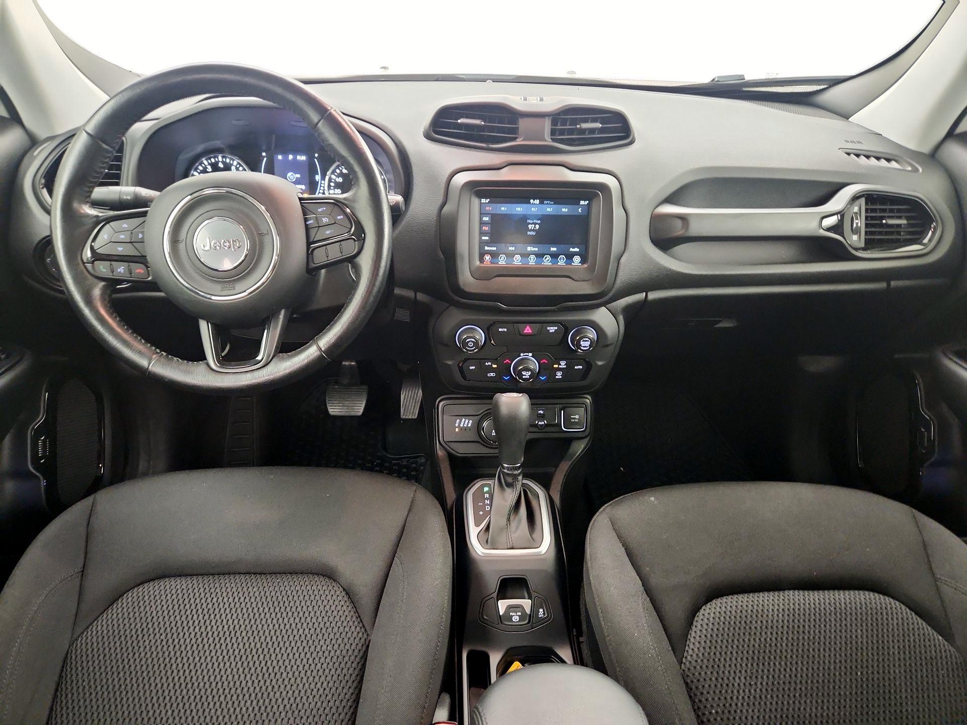 Thumbnail: 2018 Jeep Renegade - 9
