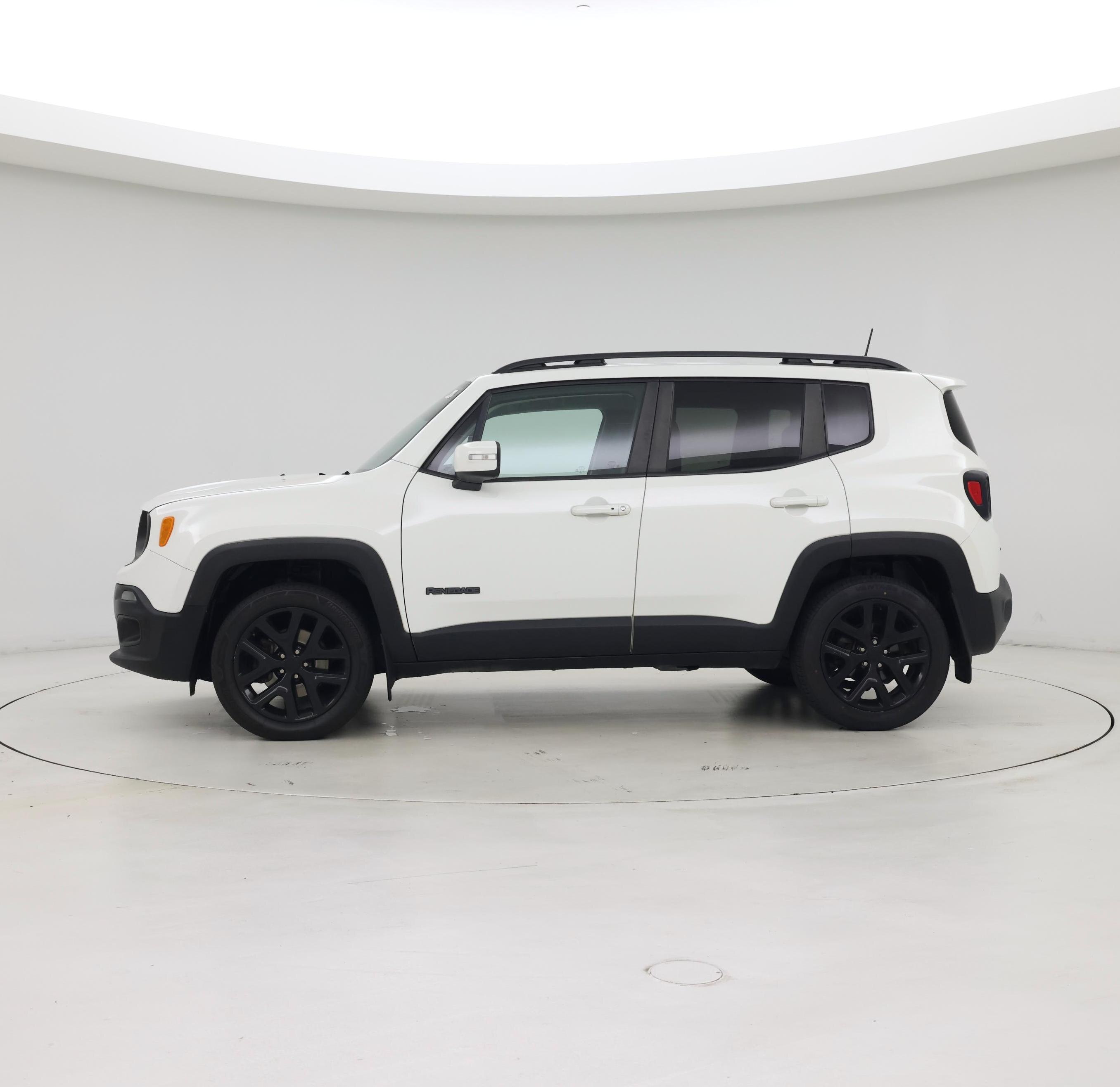 Thumbnail: 2018 Jeep Renegade - 3