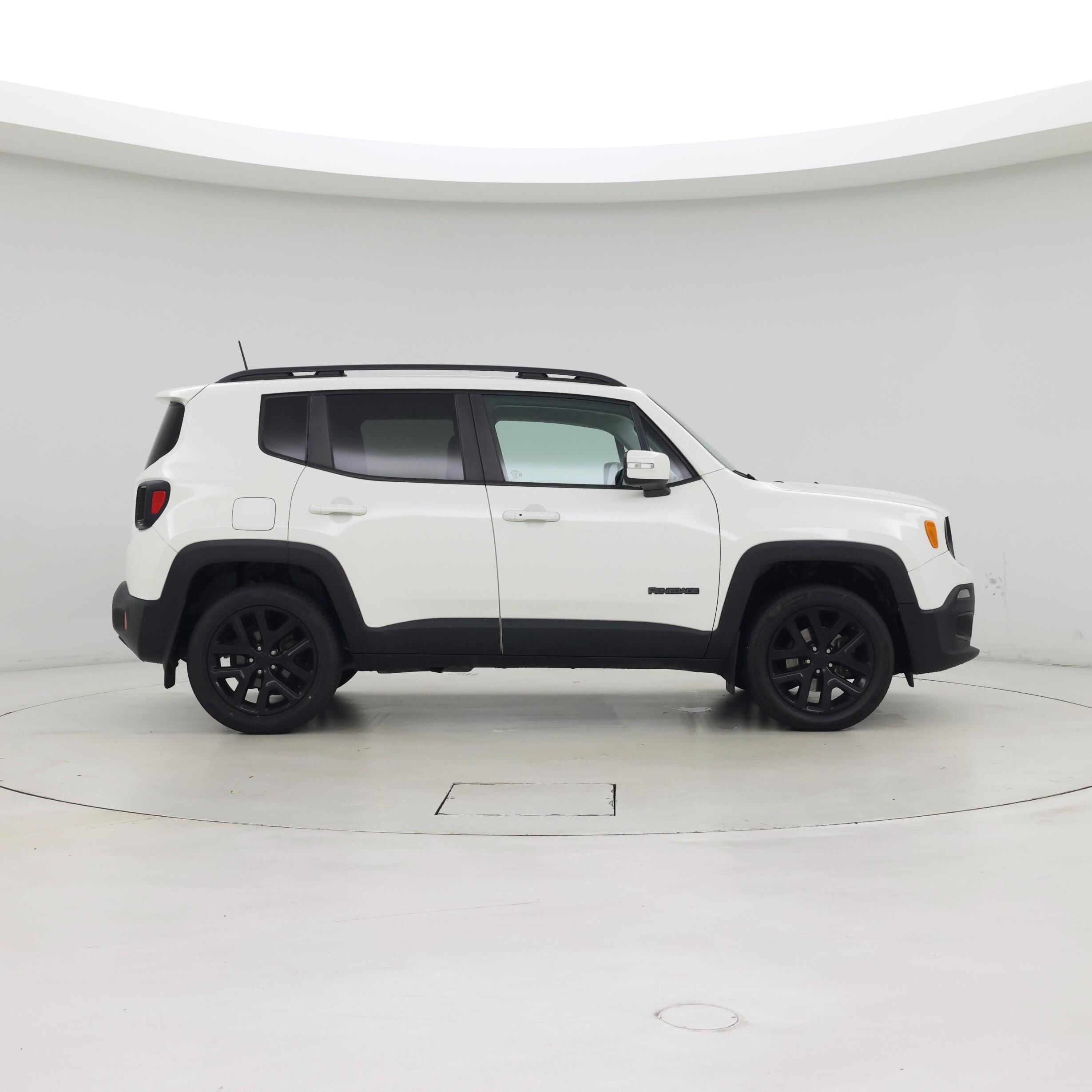 Thumbnail: 2018 Jeep Renegade - 7