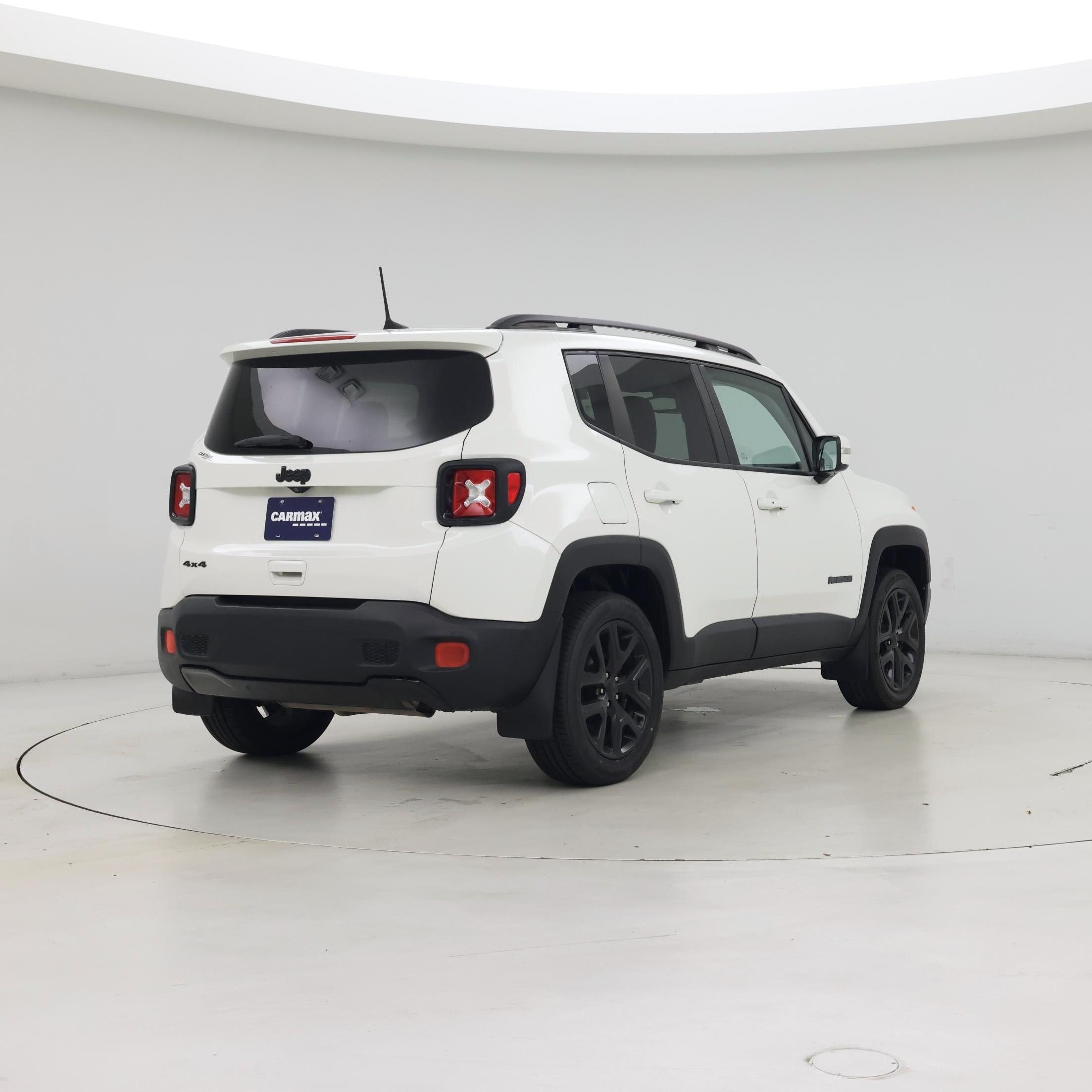 Thumbnail: 2018 Jeep Renegade - 8