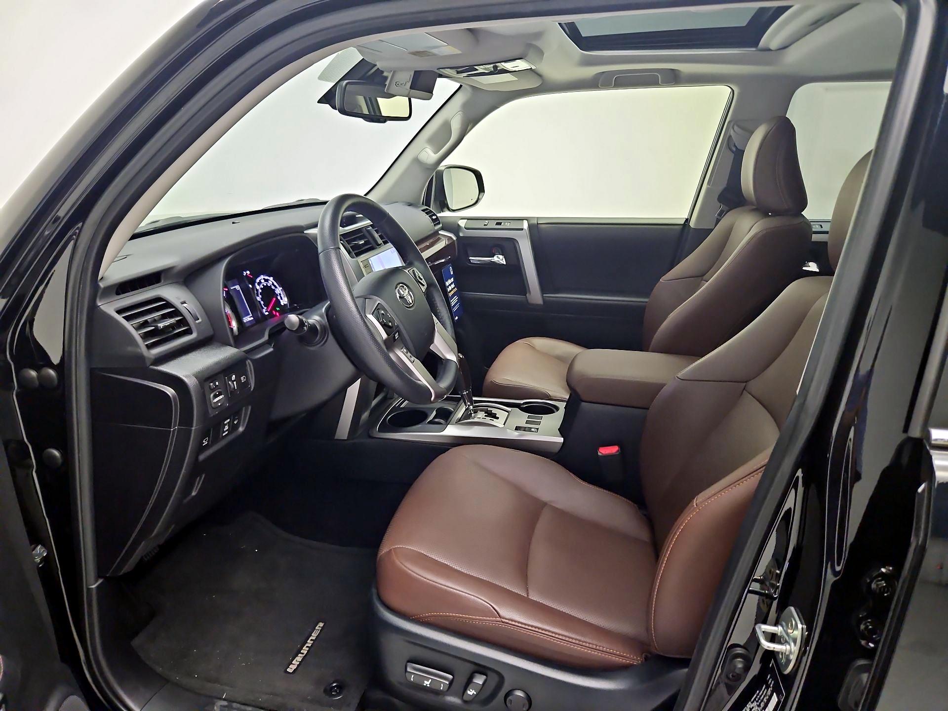 Thumbnail: 2023 Toyota 4Runner - 11