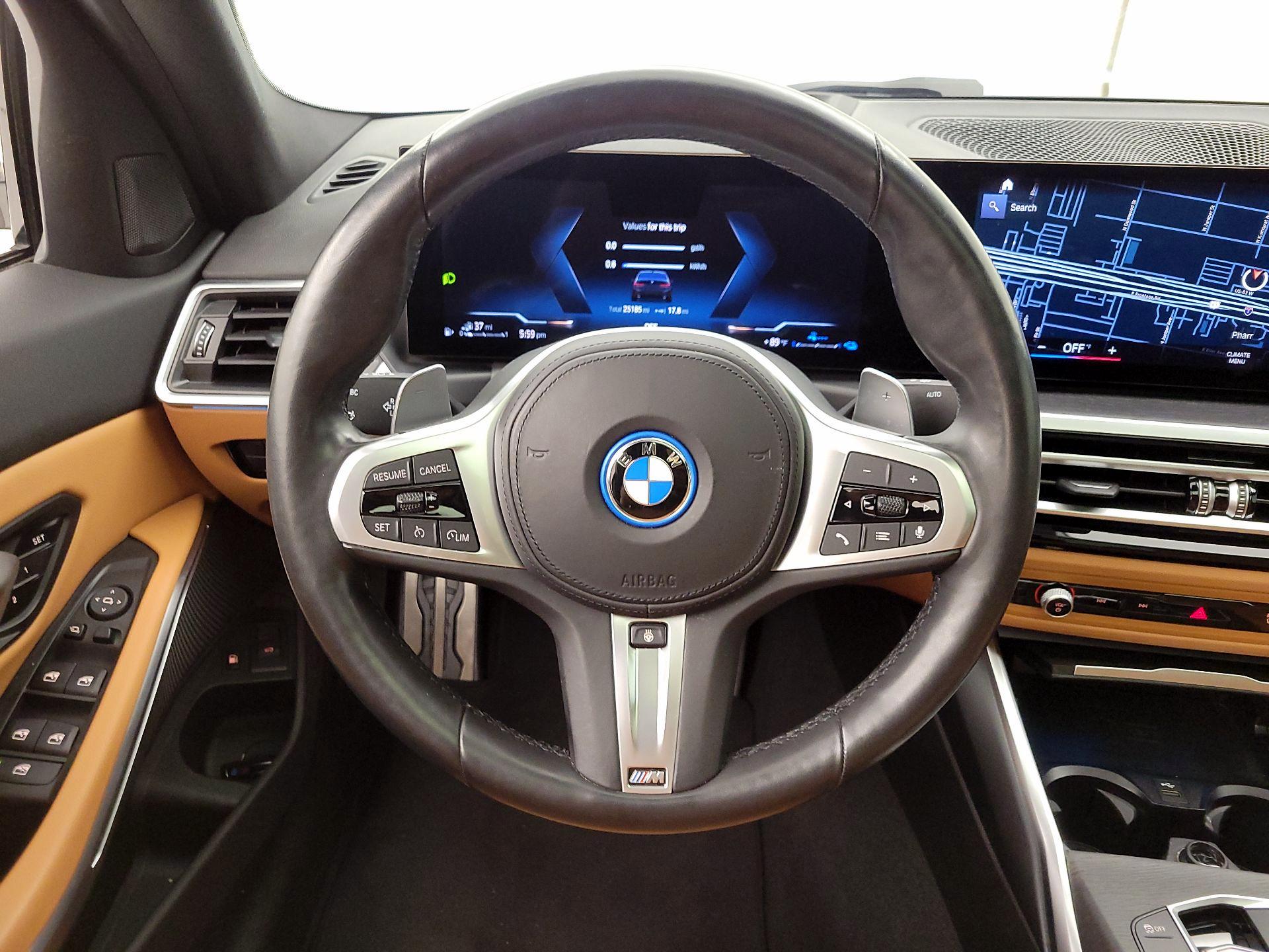 Thumbnail: 2023 BMW 3 Series - 10