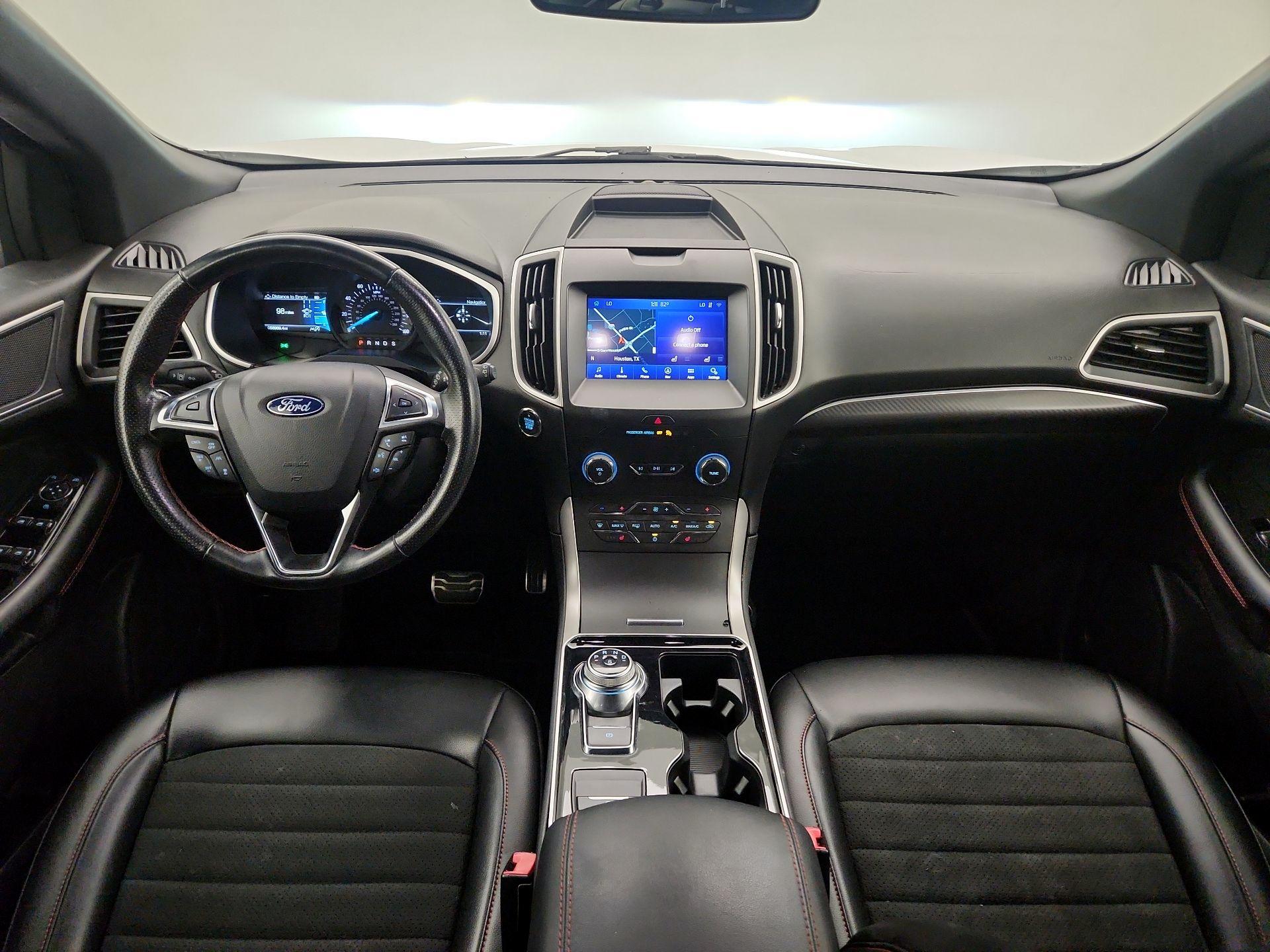 Thumbnail: 2020 Ford Edge - 9