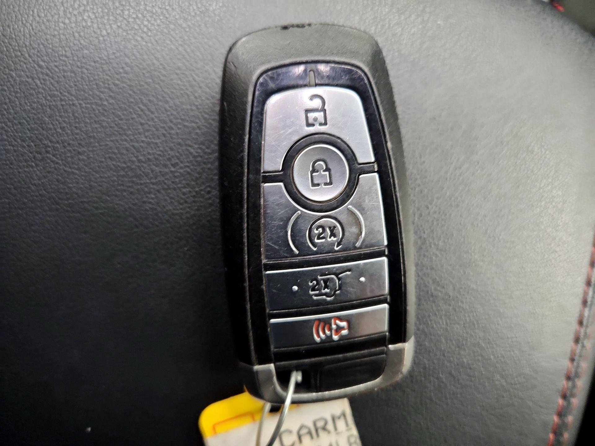 Thumbnail: 2020 Ford Edge - 18