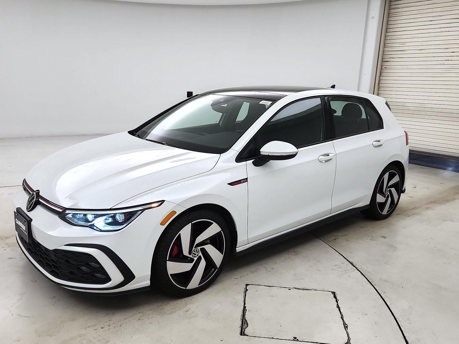 Thumbnail: 2022 Volkswagen Golf - 3