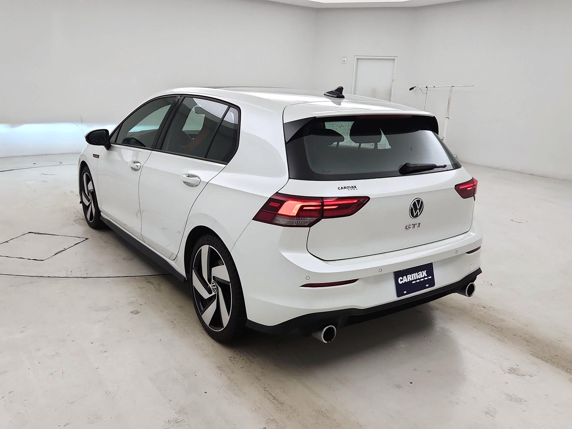 Thumbnail: 2022 Volkswagen Golf - 7