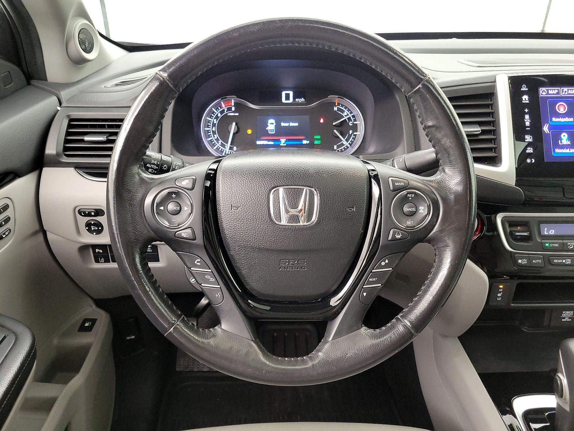 Thumbnail: 2019 Honda Ridgeline - 10