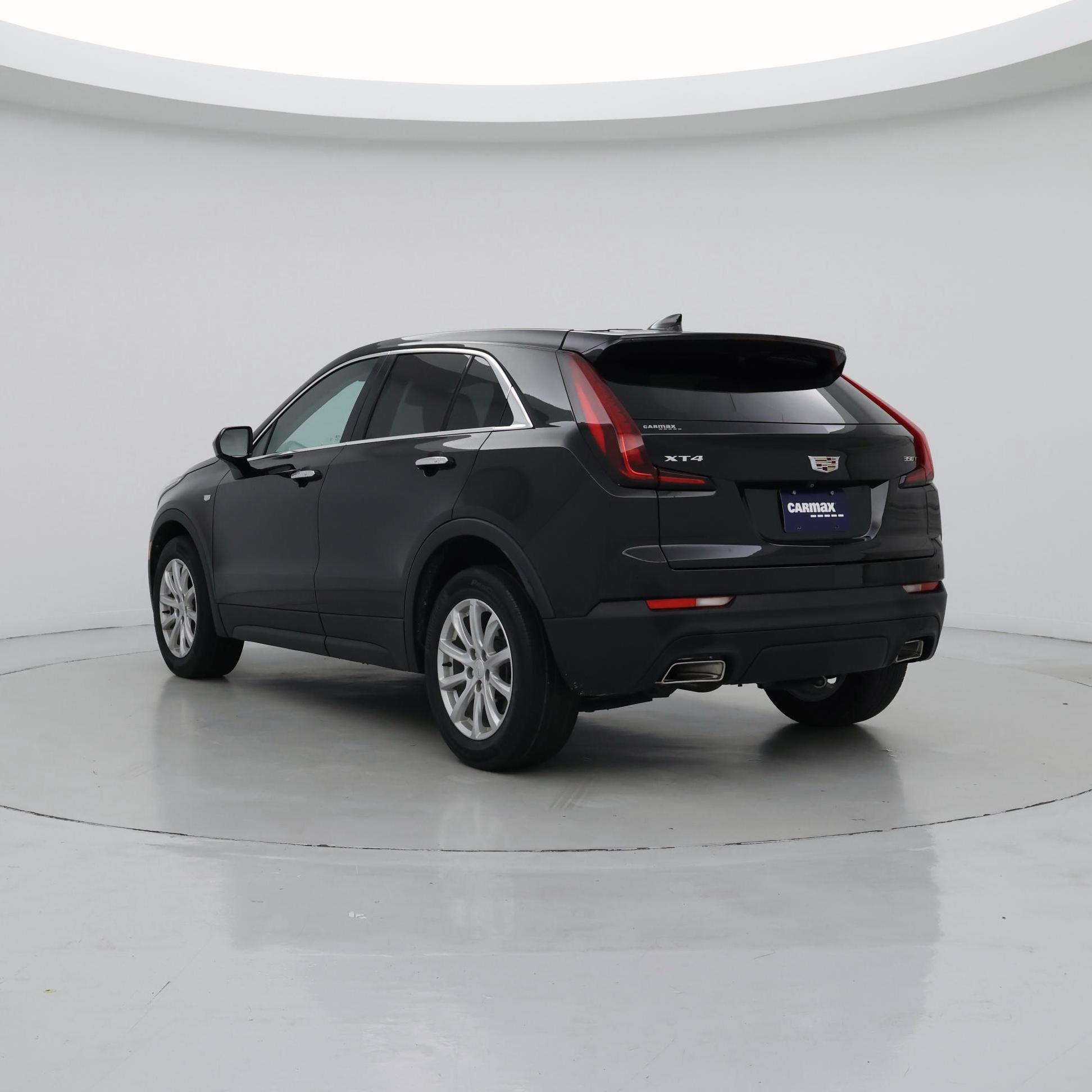 Thumbnail: 2022 Cadillac XT4 - 2
