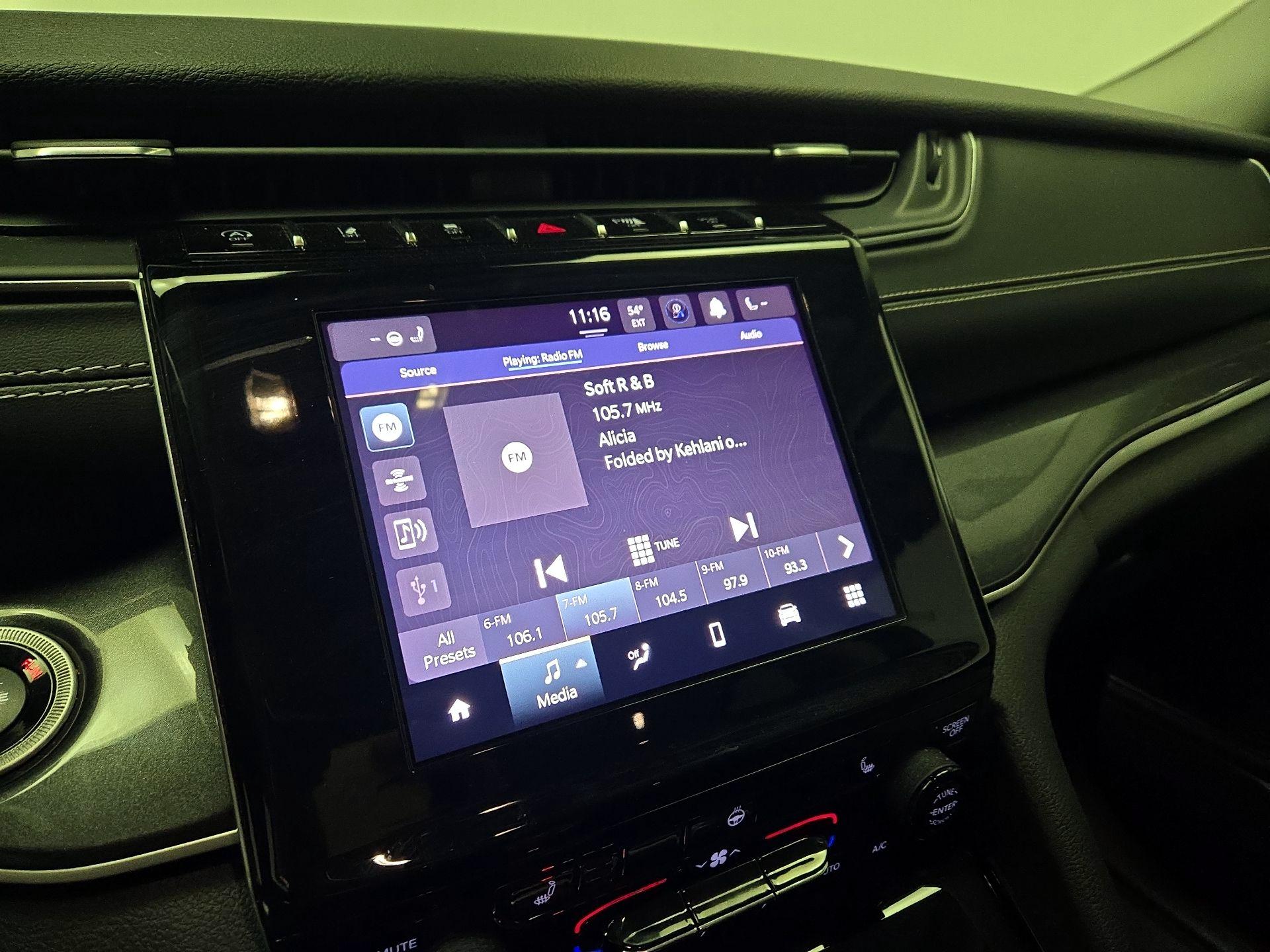 Thumbnail: 2022 Jeep Grand Cherokee - 15