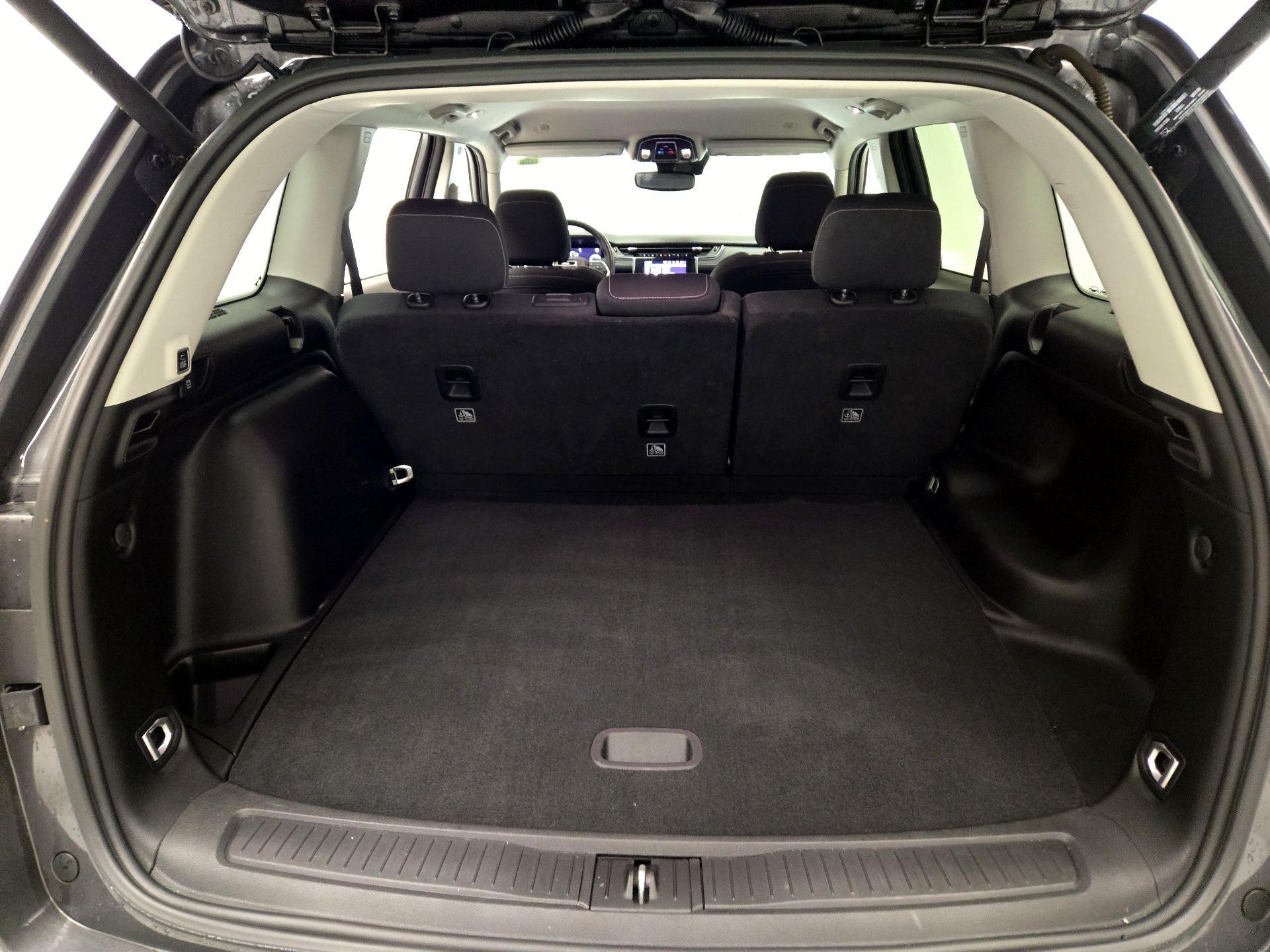 Thumbnail: 2022 Jeep Grand Cherokee - 20