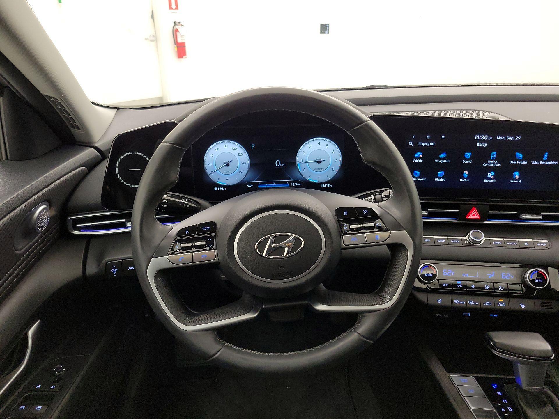 Thumbnail: 2023 Hyundai Elantra - 10
