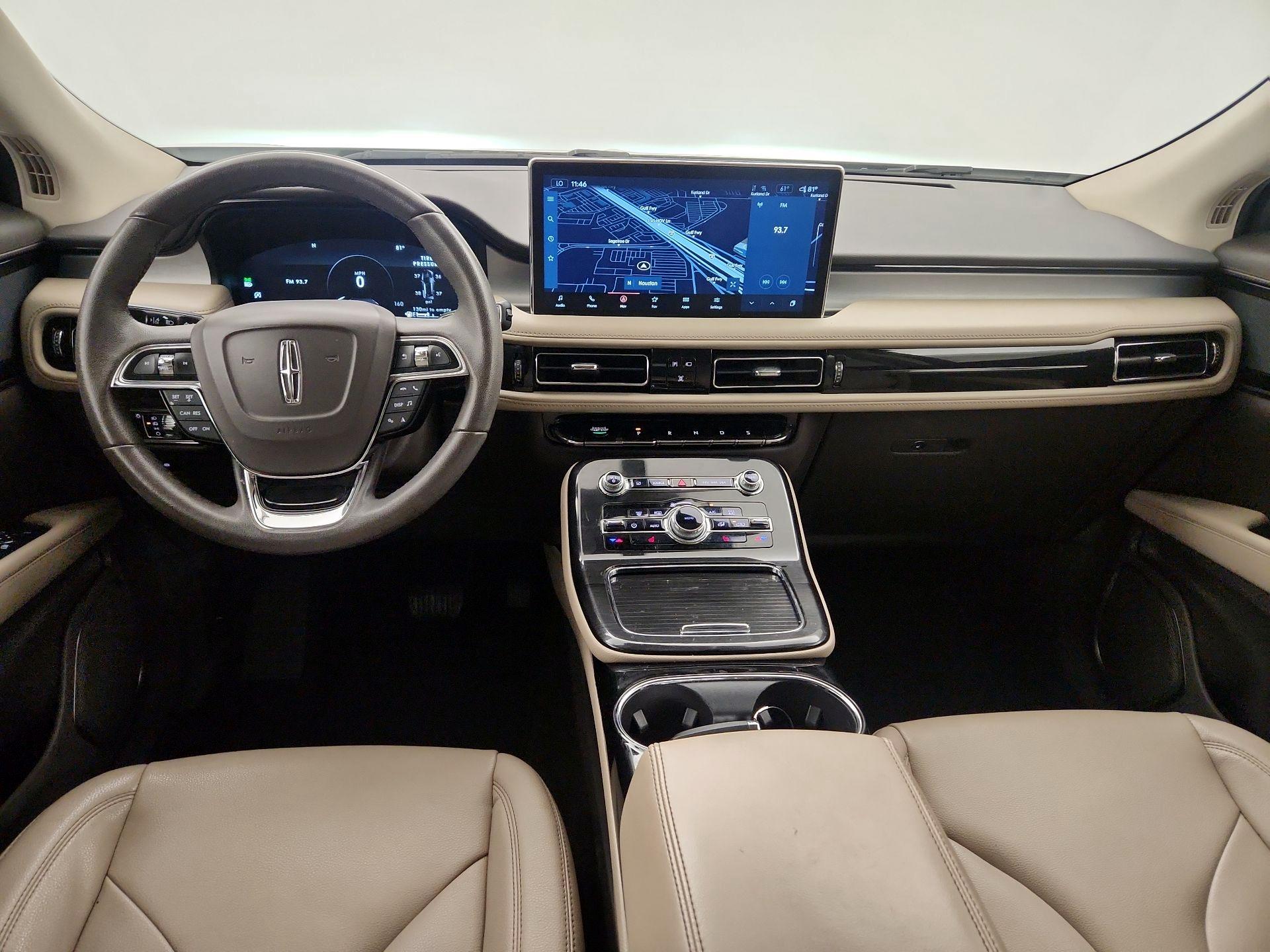 Thumbnail: 2023 Lincoln Nautilus - 9