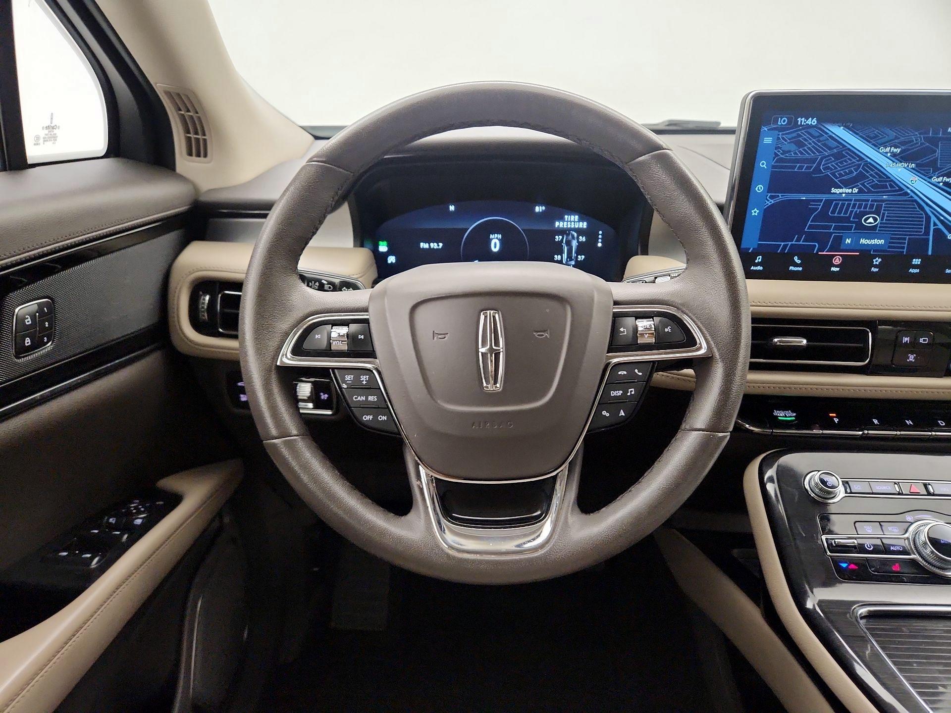 Thumbnail: 2023 Lincoln Nautilus - 10