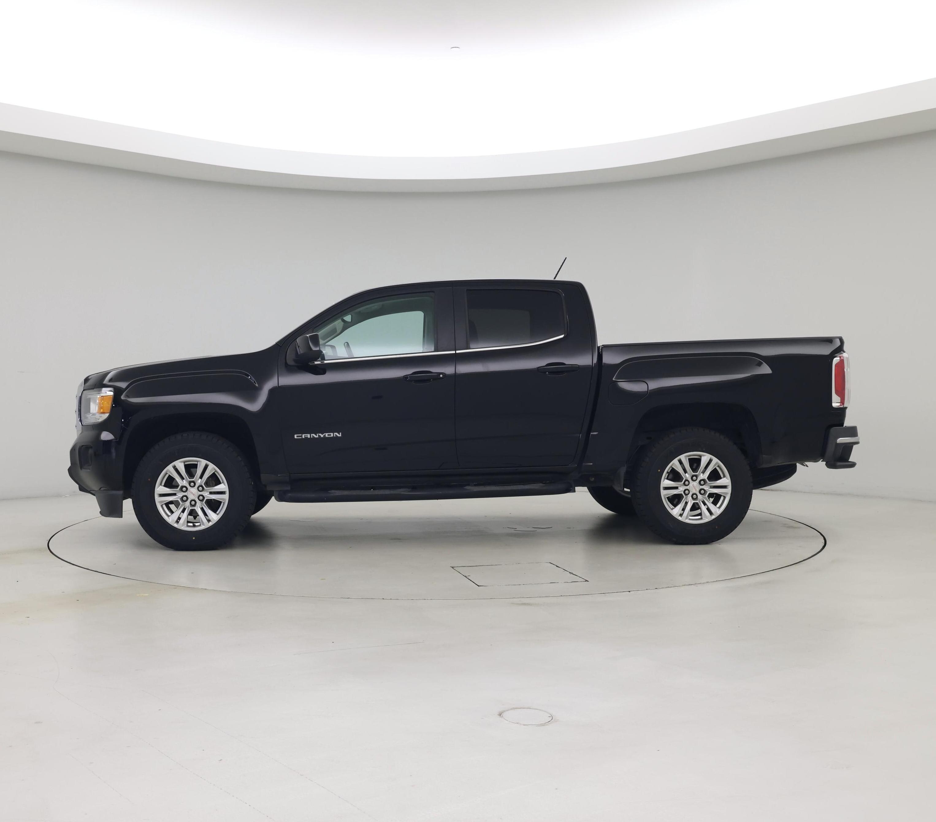 Thumbnail: 2019 GMC Canyon - 3