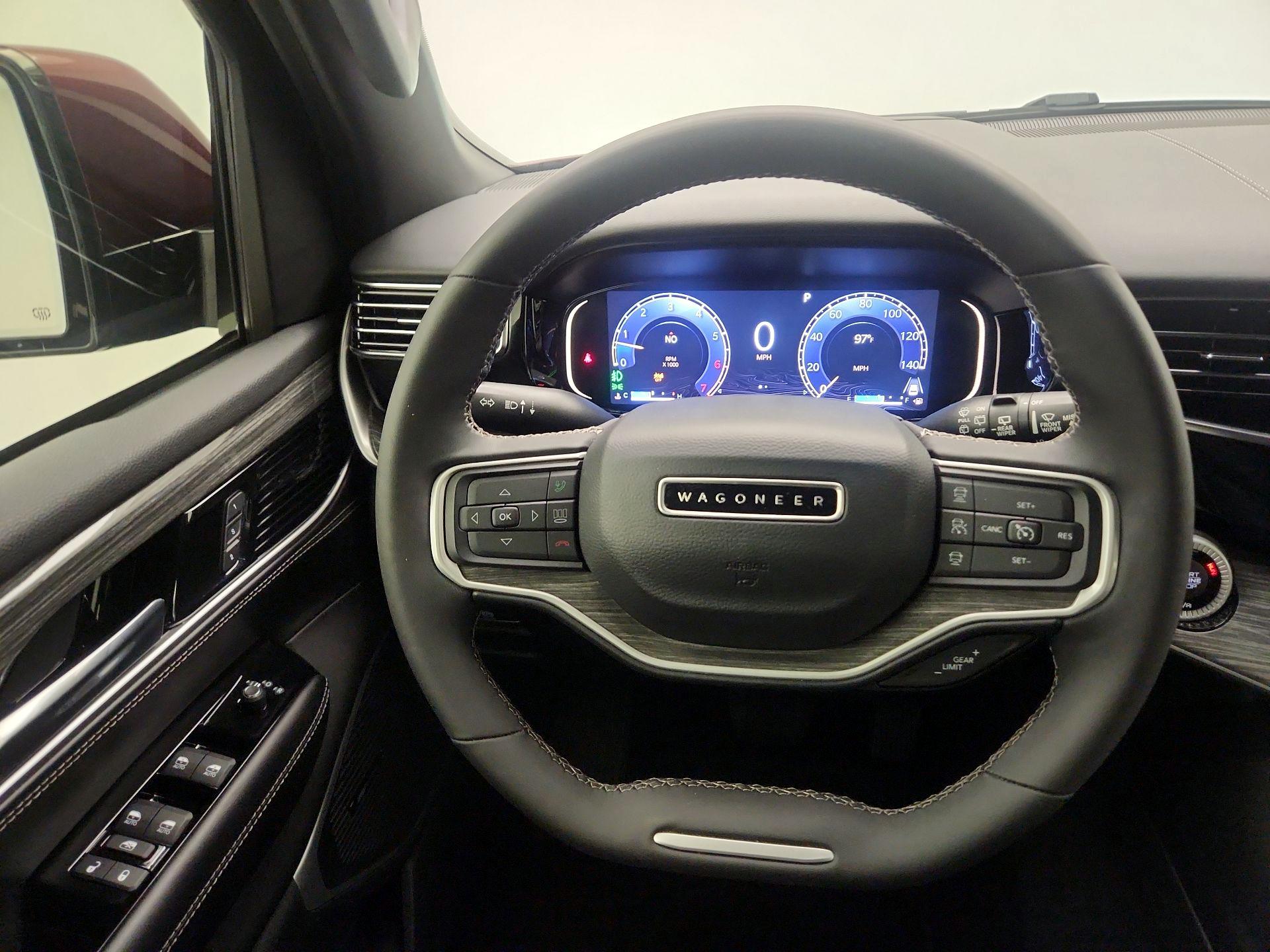 Thumbnail: 2022 Jeep Wagoneer - 10