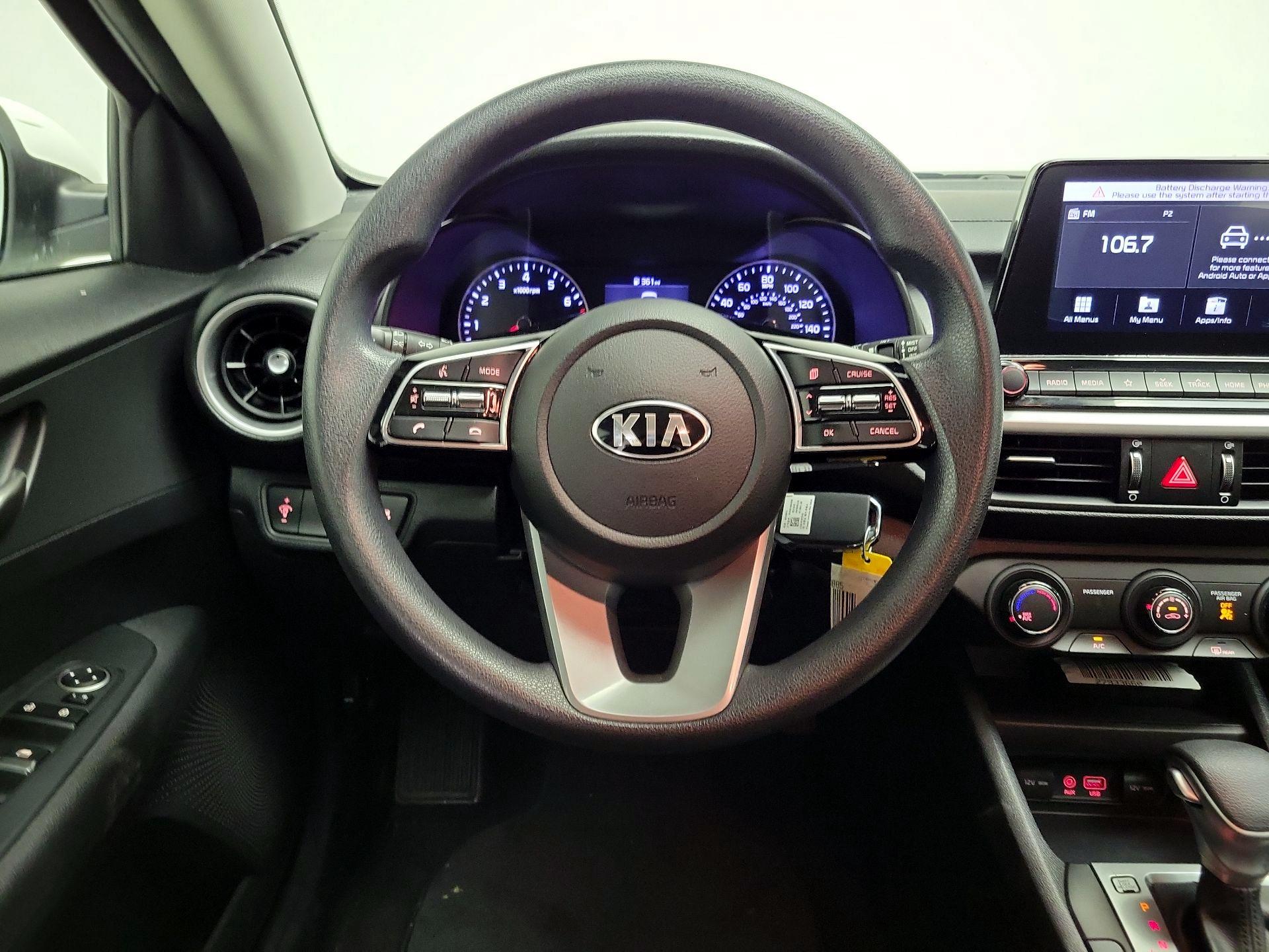 Thumbnail: 2021 Kia Forte - 10