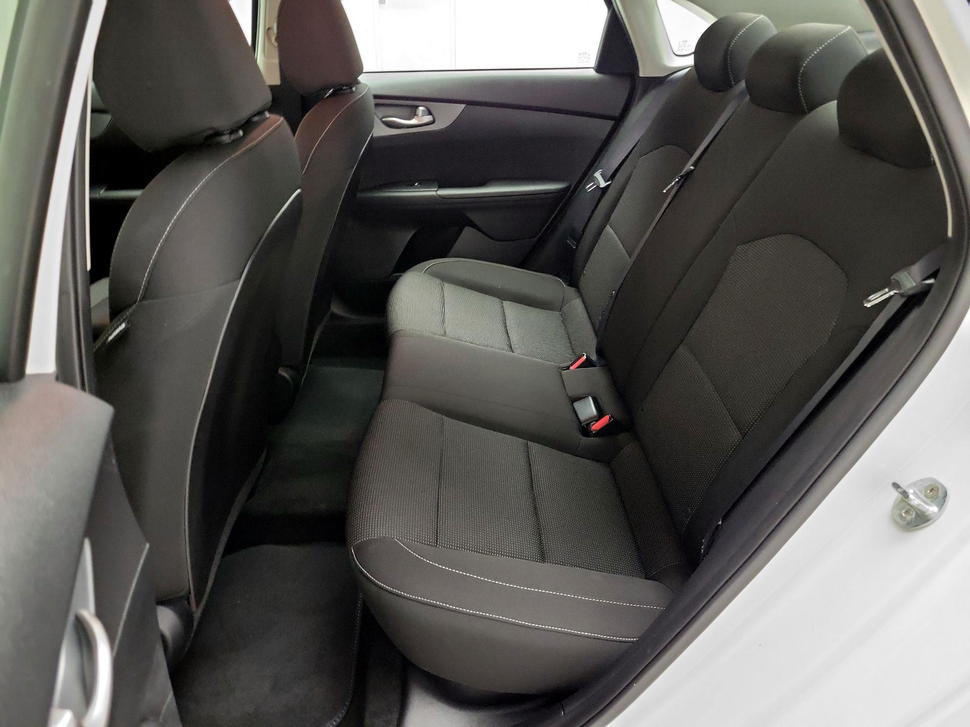 Thumbnail: 2021 Kia Forte - 20