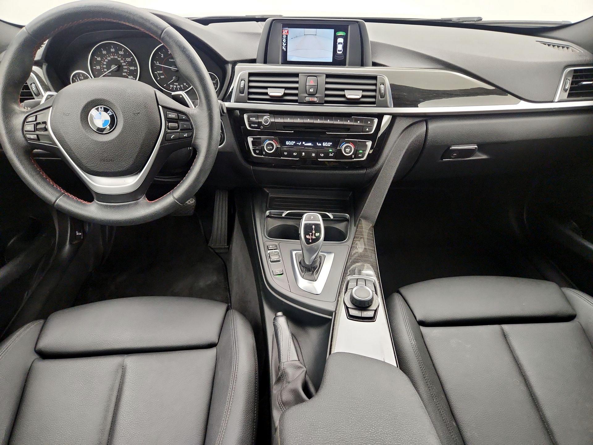 Thumbnail: 2016 BMW 3 Series - 9