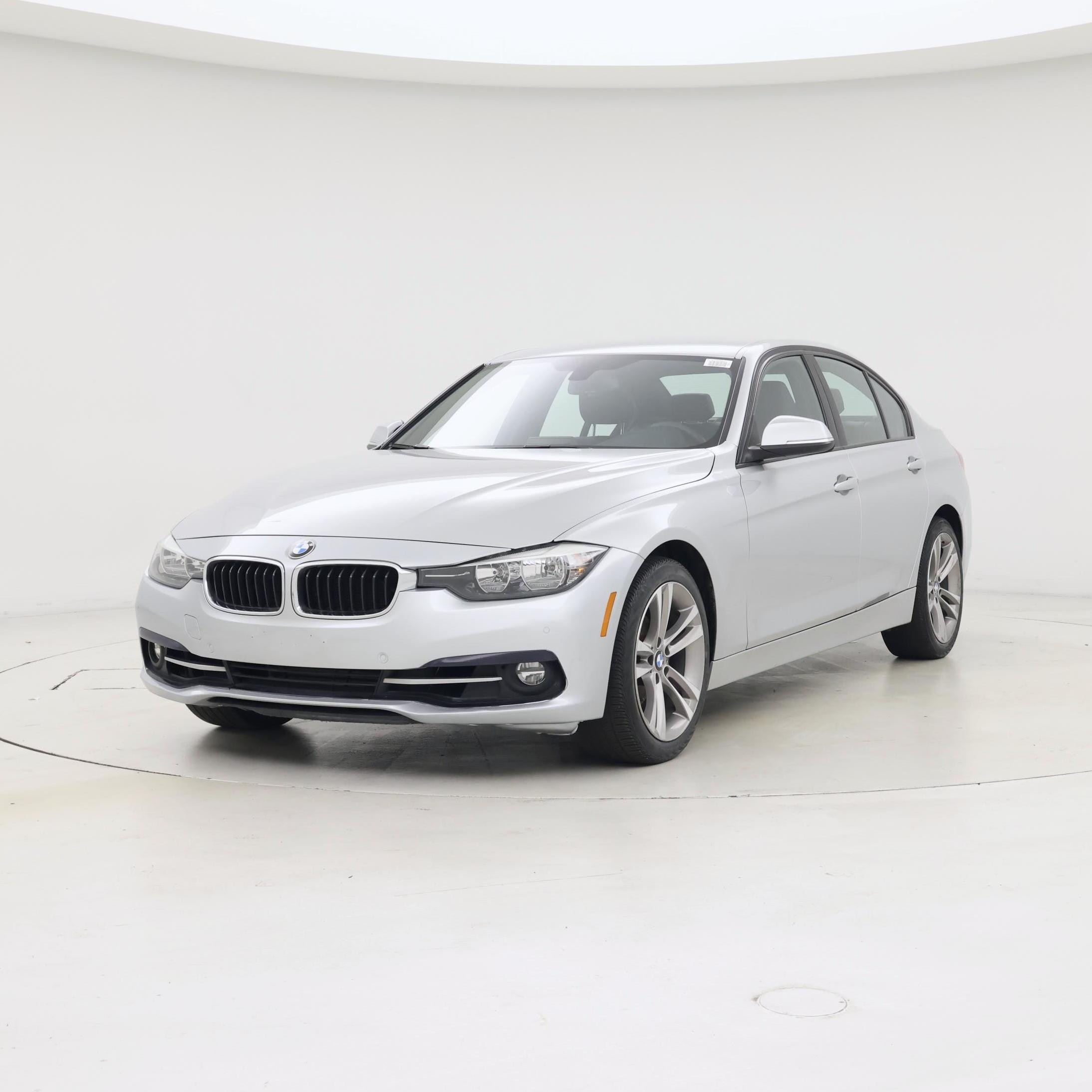 Thumbnail: 2016 BMW 3 Series - 4