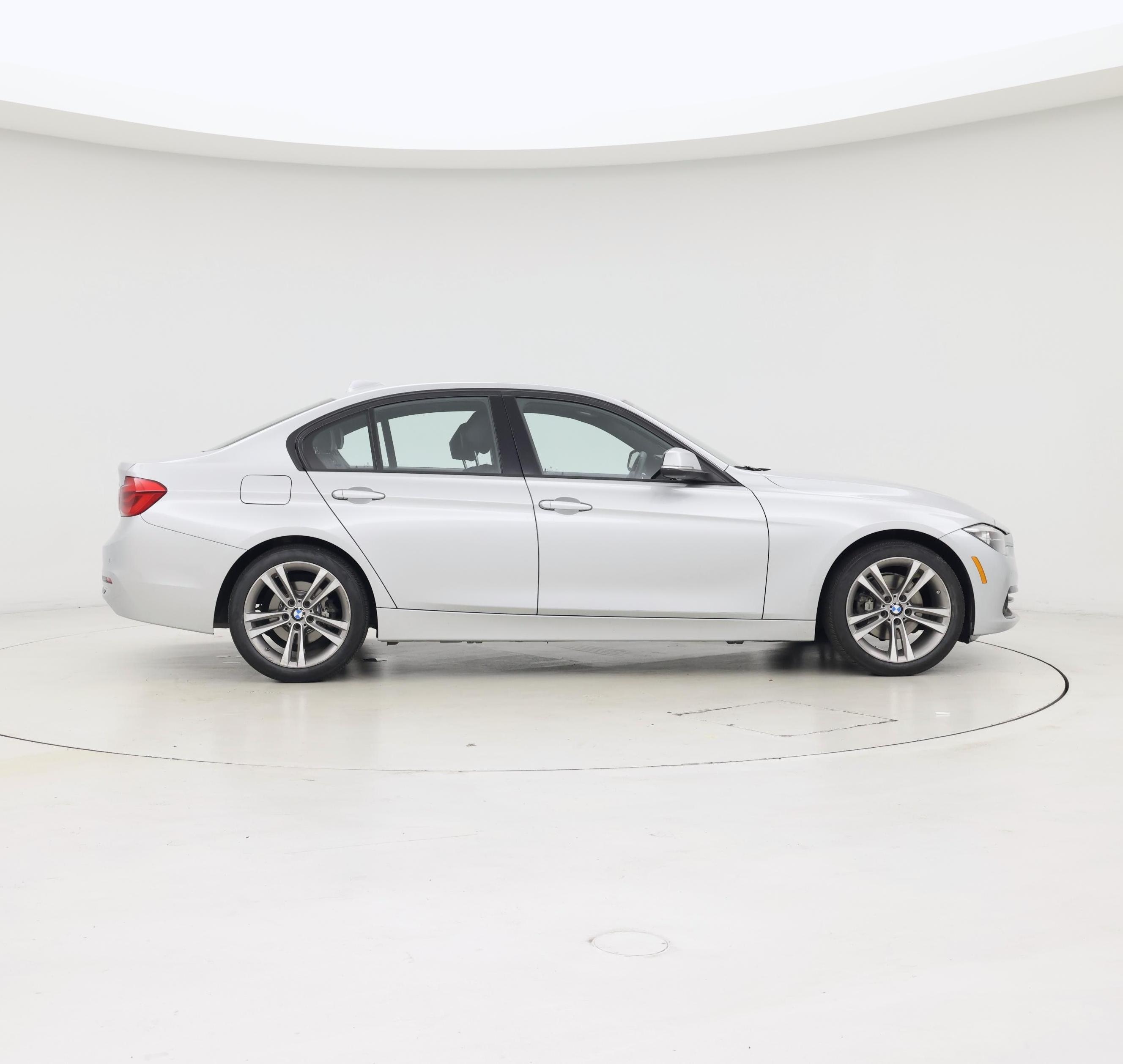 Thumbnail: 2016 BMW 3 Series - 7