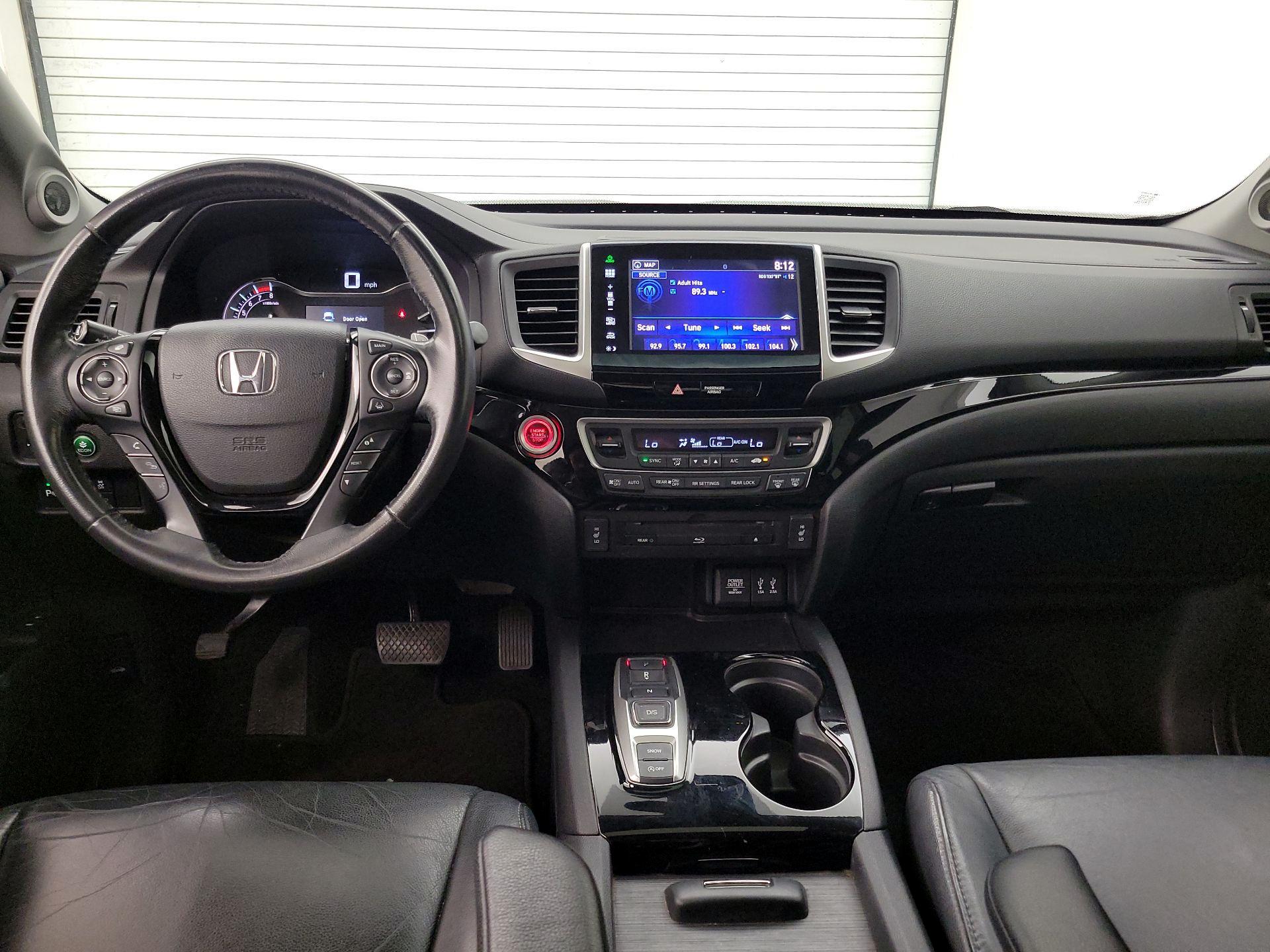 Thumbnail: 2016 Honda Pilot - 9