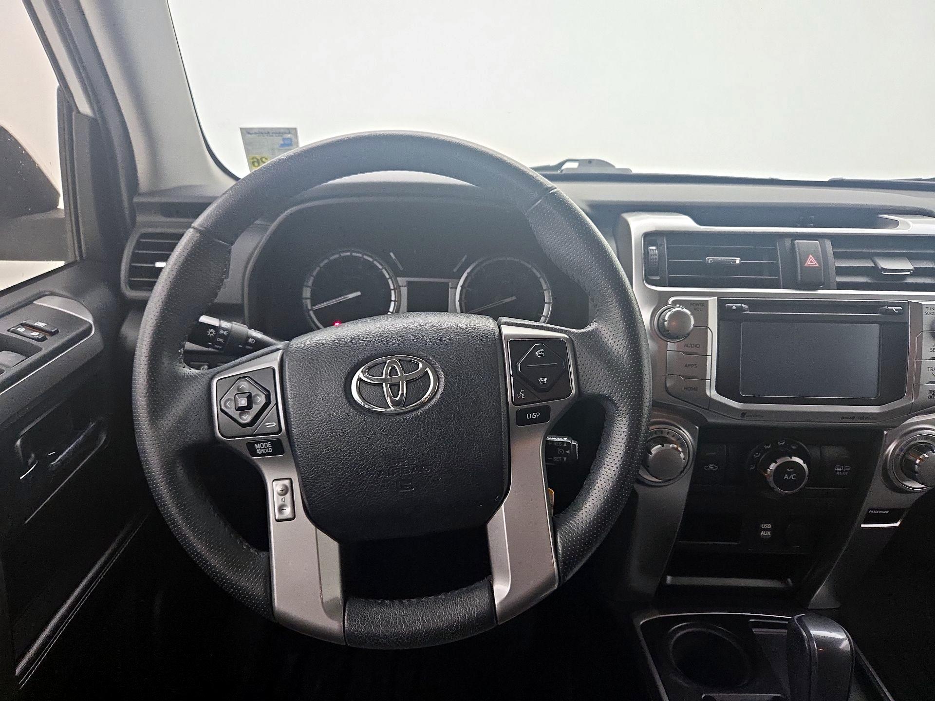 Thumbnail: 2017 Toyota 4Runner - 10