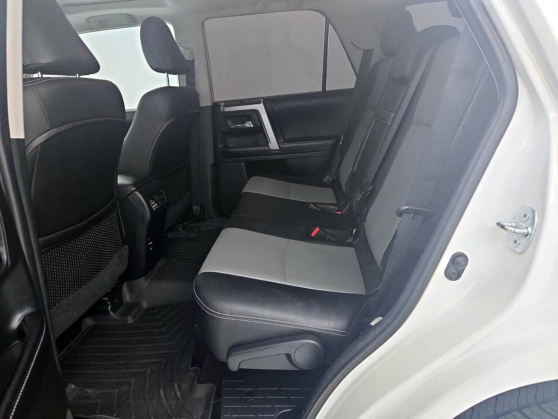 Thumbnail: 2017 Toyota 4Runner - 20