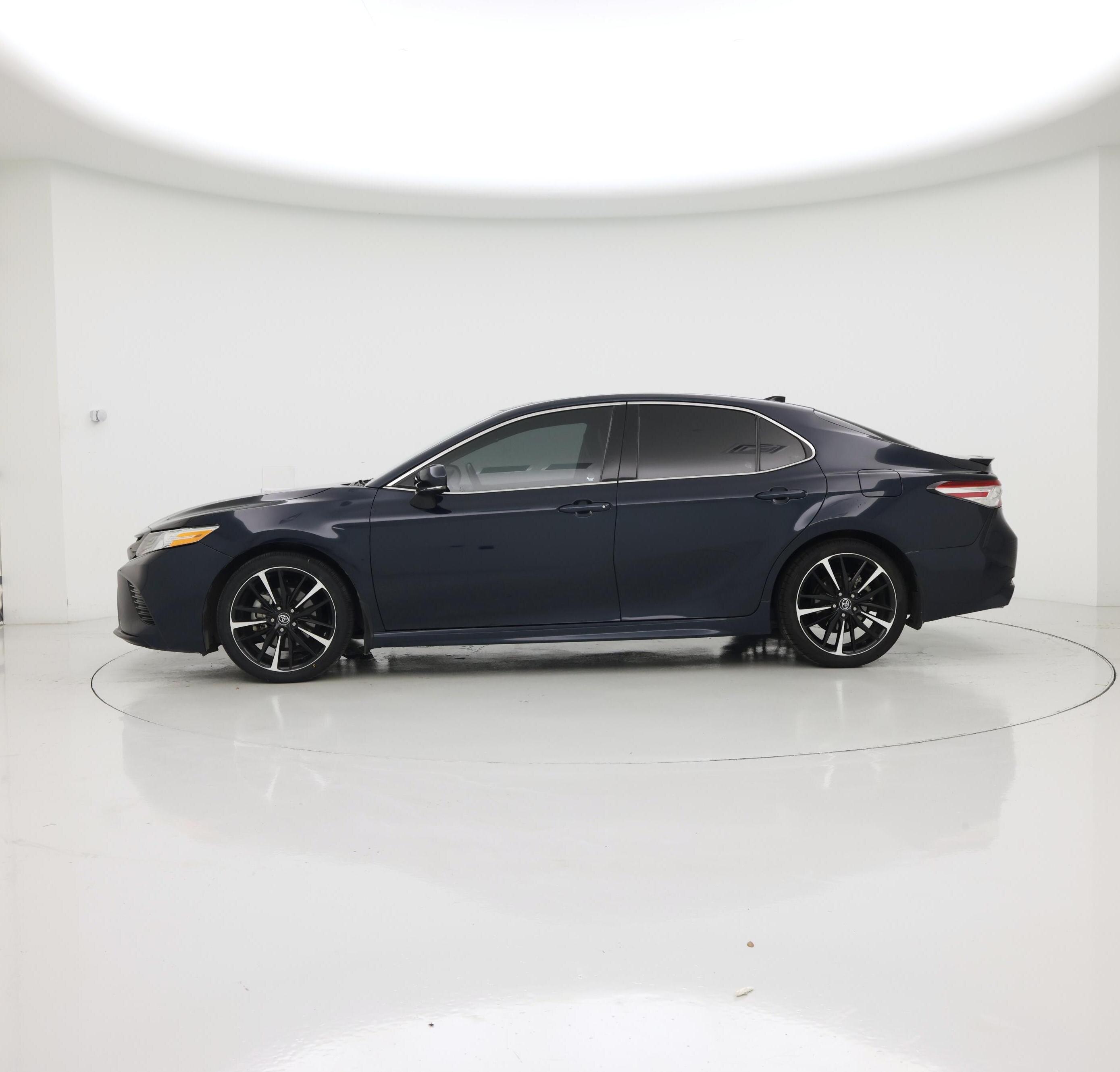 Thumbnail: 2020 Toyota Camry - 3