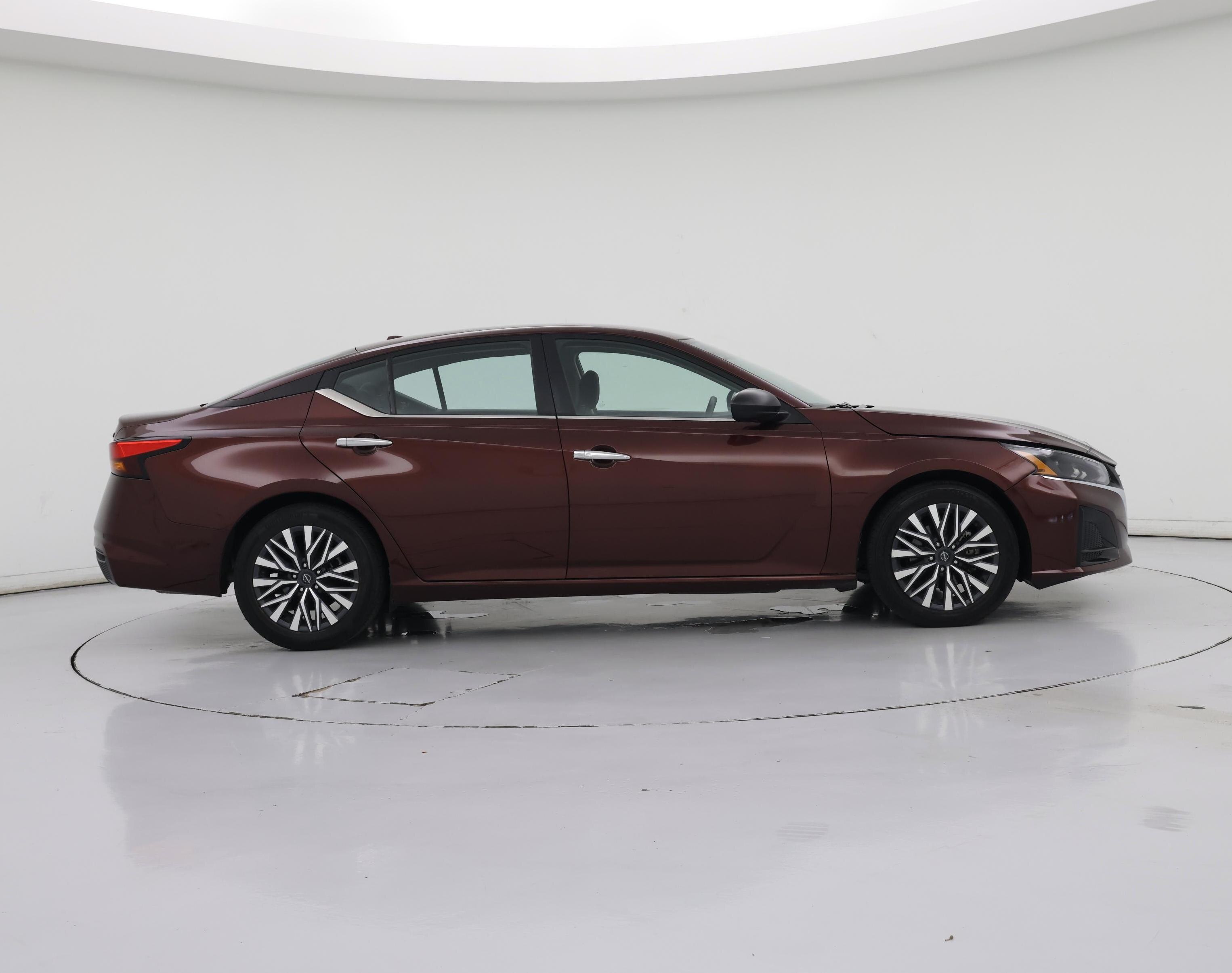 Thumbnail: 2024 Nissan Altima - 7