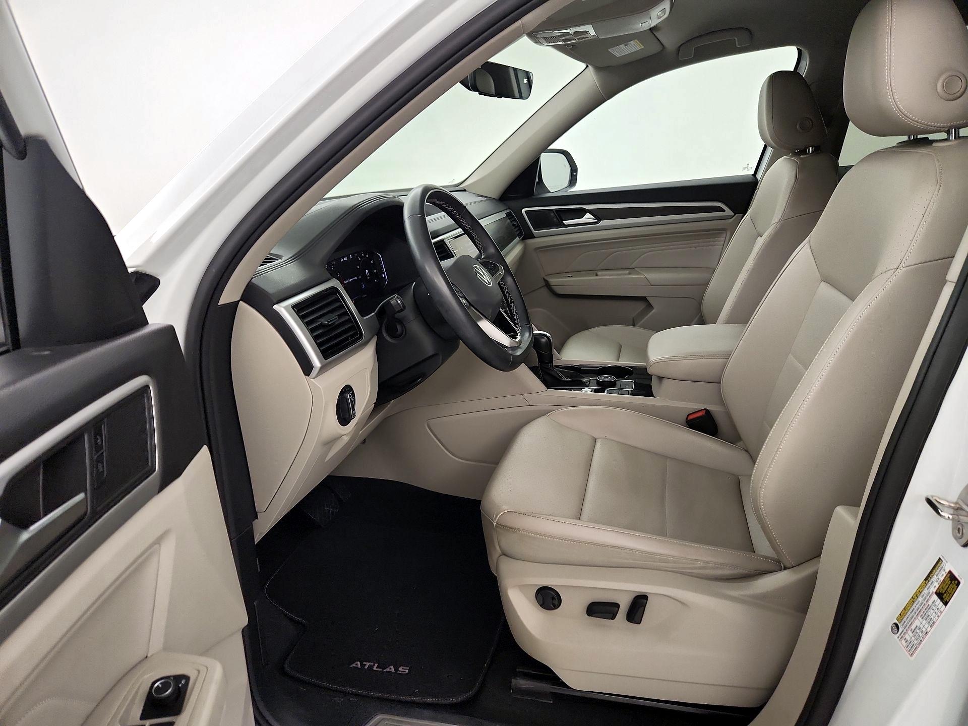 Thumbnail: 2022 Volkswagen Atlas - 11