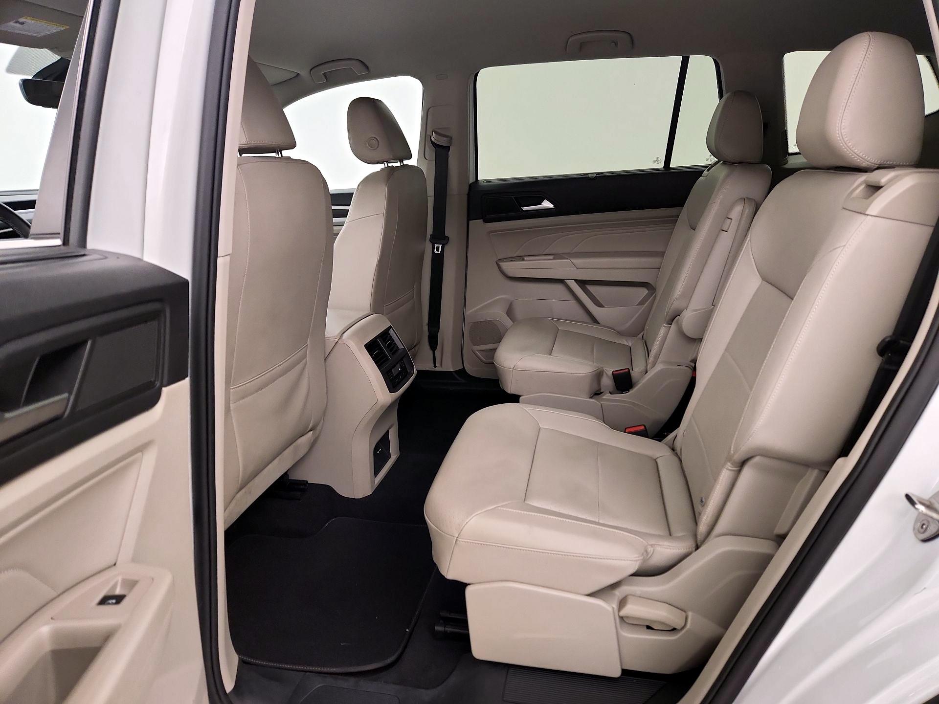 Thumbnail: 2022 Volkswagen Atlas - 19