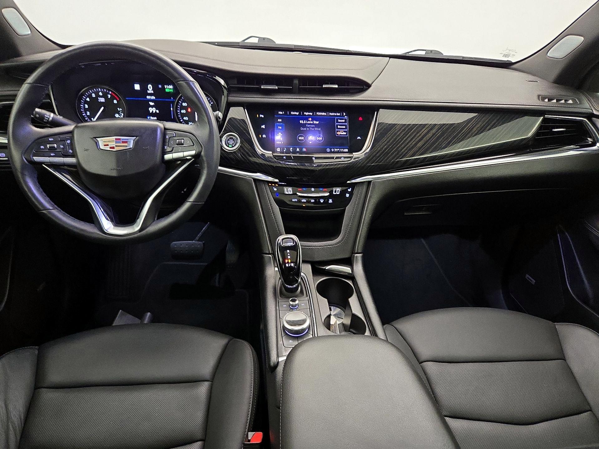 Thumbnail: 2020 Cadillac XT6 - 9