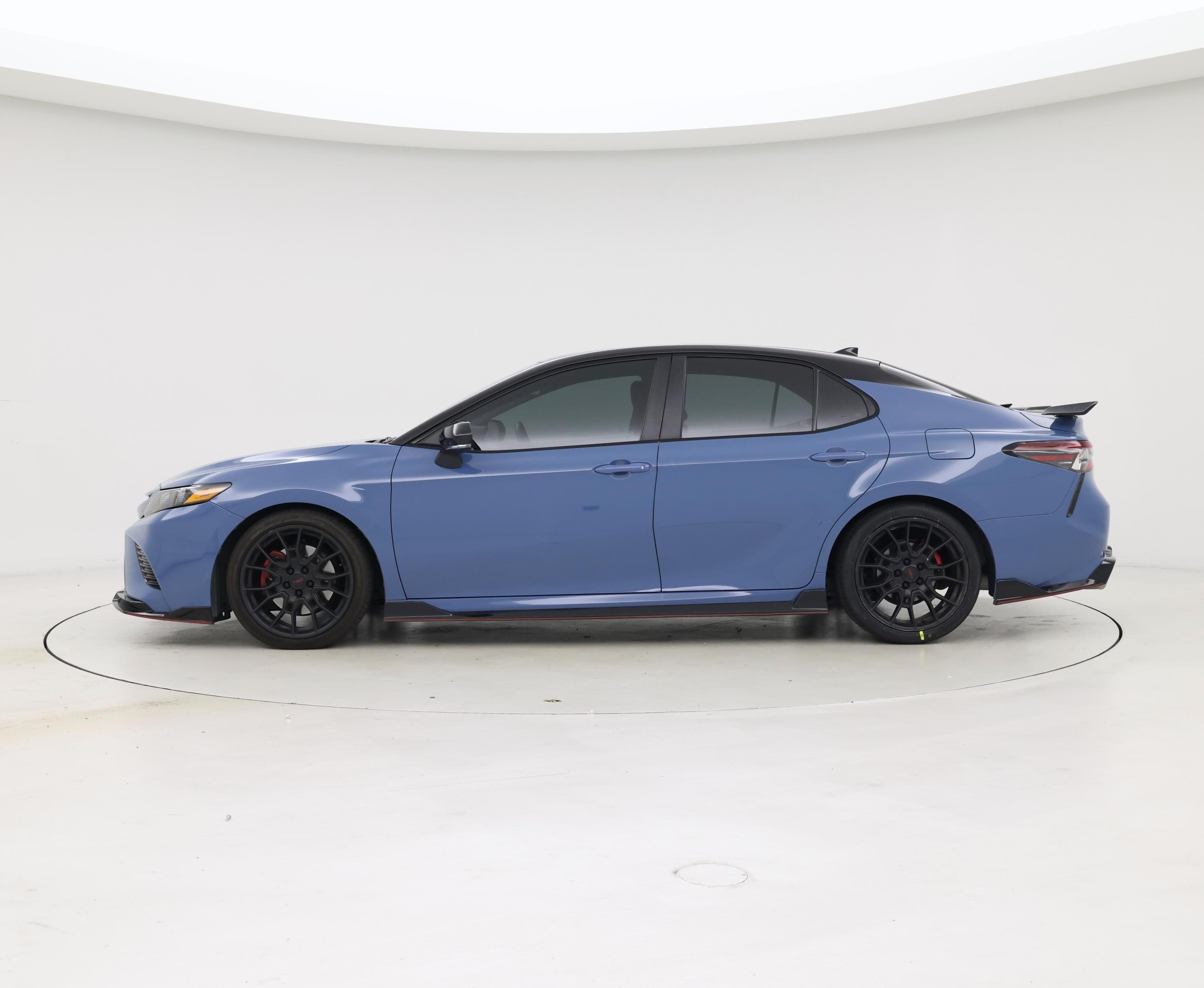 Thumbnail: 2022 Toyota Camry - 3