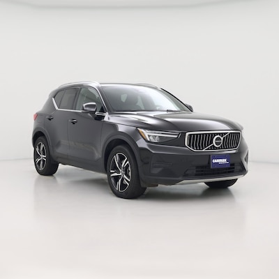 2025 Volvo XC40 B5 Core Bright Theme