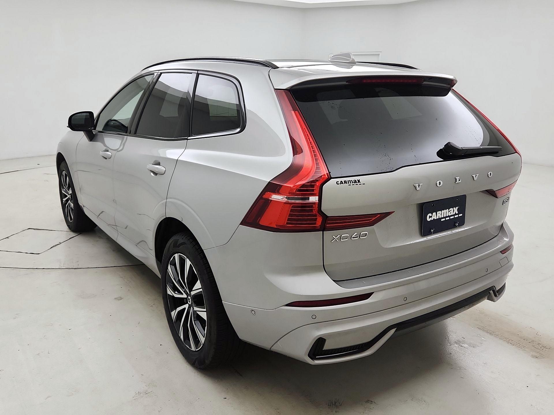 Thumbnail: 2025 Volvo XC60 - 7