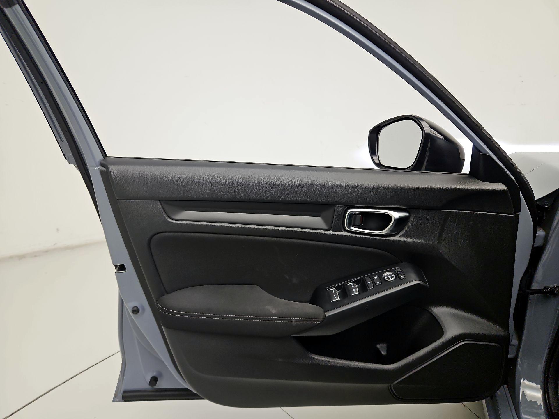 Thumbnail: 2024 Honda Civic - 12