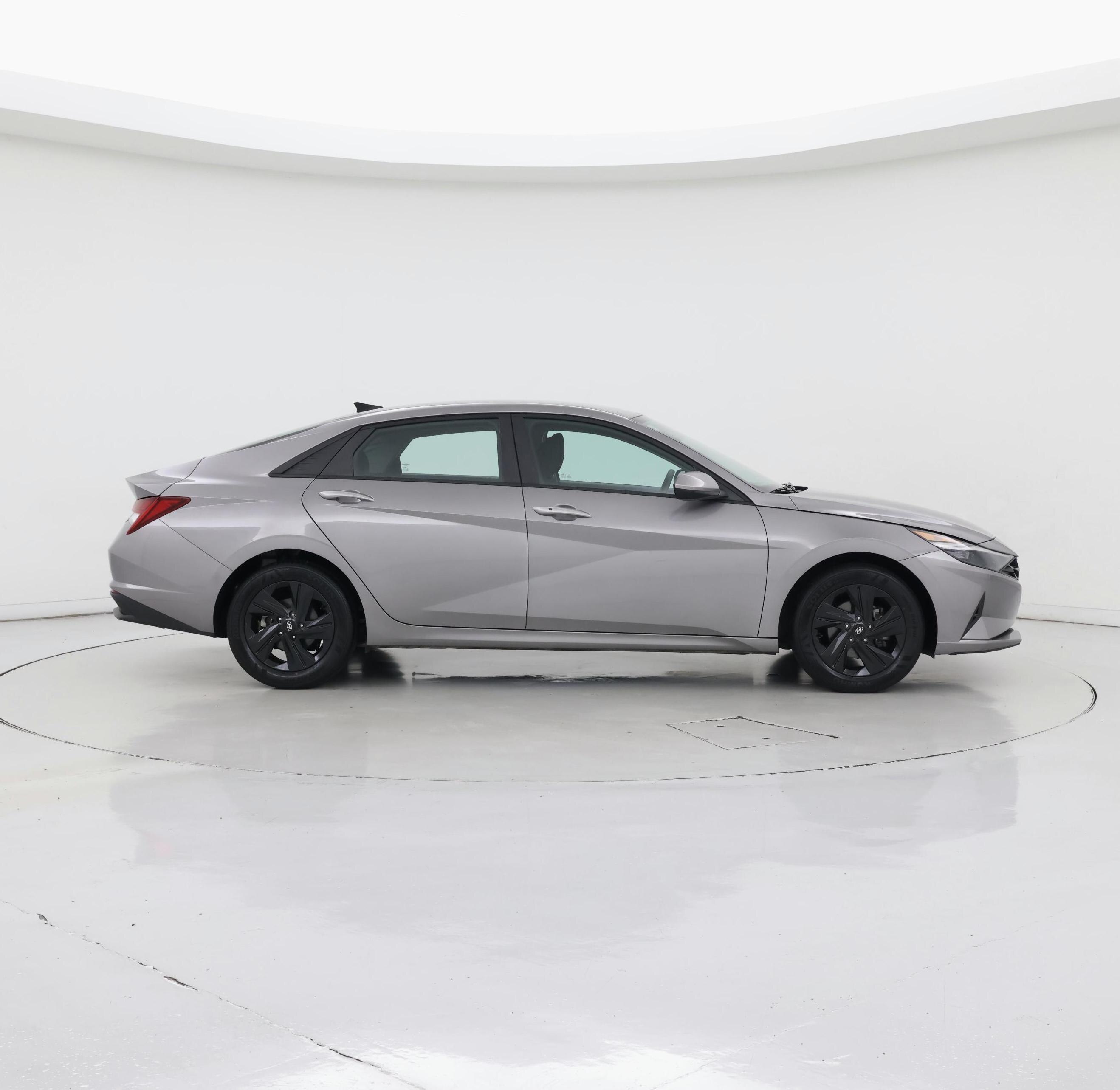 Thumbnail: 2023 Hyundai Elantra - 7